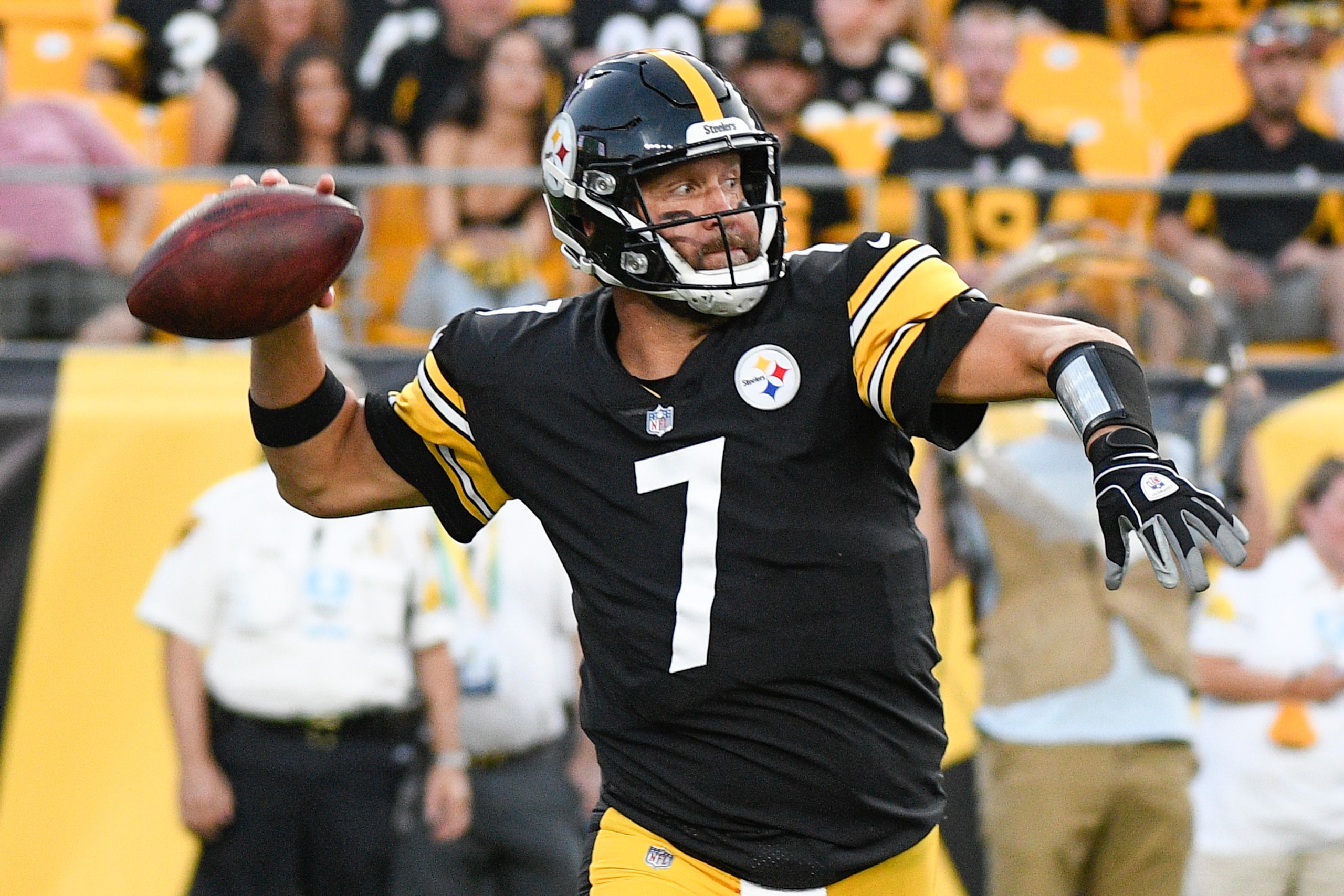 Pittsburgh Steelers quarterback Ben Roethlisberger (7) passes against the Detroit Lions in the first half of an NFL preseason football game, Saturday, Aug. 21, 2021, in Pittsburgh. (AP Photo/Don Wright)