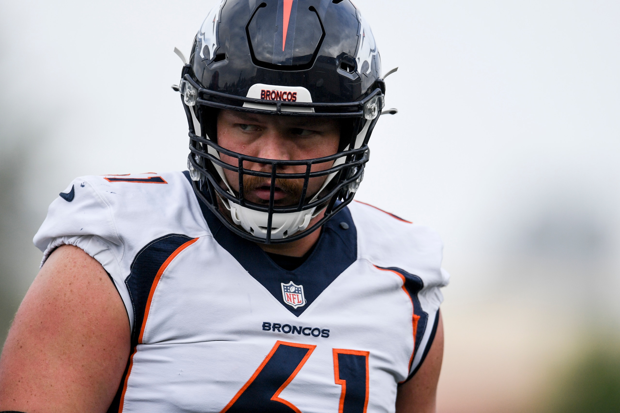 ENGLEWOOD , CO - AUGUST 19: Graham Glasgow (61) of the Denver Broncos drills with teammates during training camp on Thursday, August 19, 2021. (Photo by AAron Ontiveroz/MediaNews Group/The Denver Post via Getty Images)