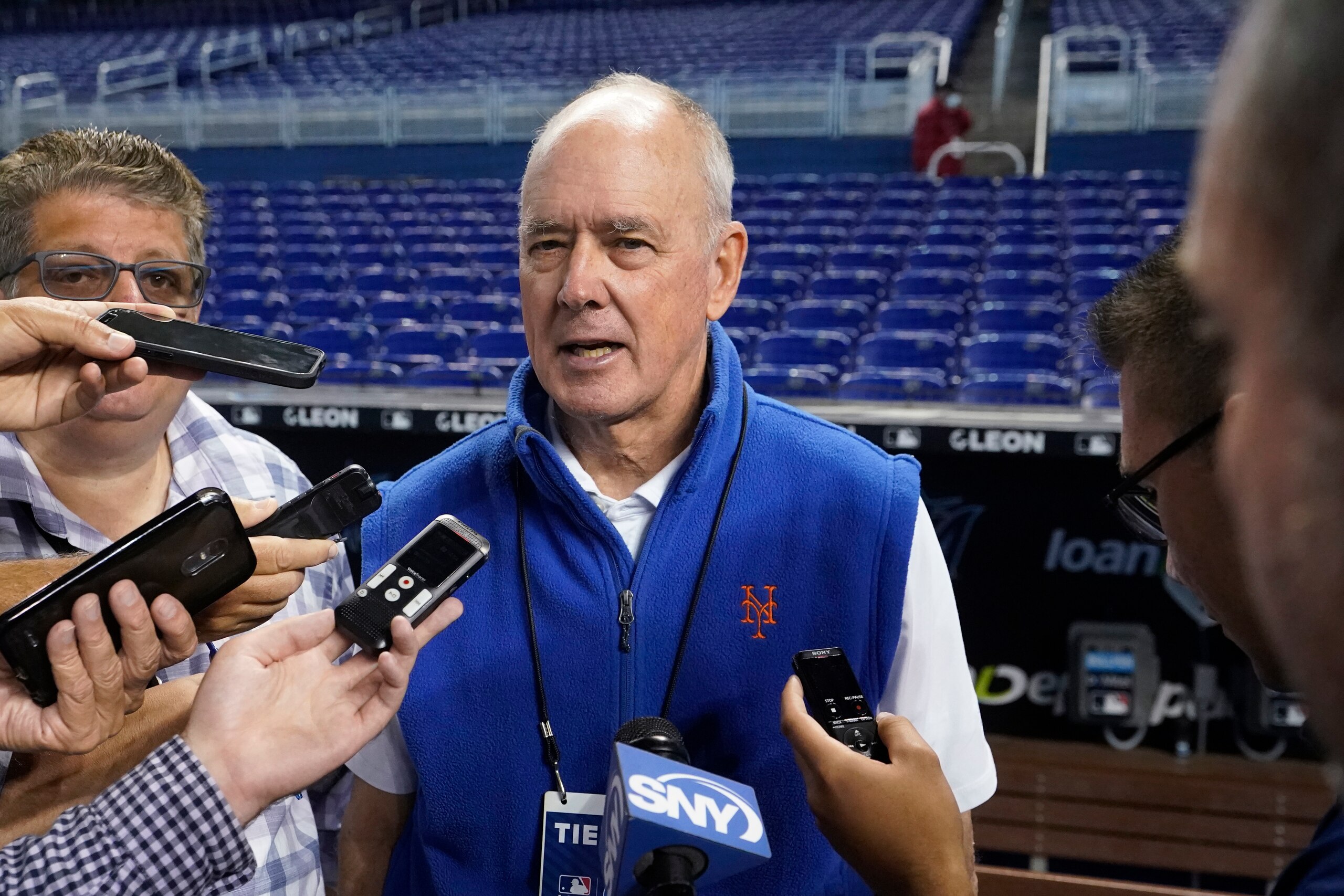 New York Mets president and general manager Sandy Alderson speaks to members of the media before the start of a baseball game between the Miami Marlins and the Mets, Tuesday, Sept. 7, 2021, in Miami. (AP Photo/Wilfredo Lee)