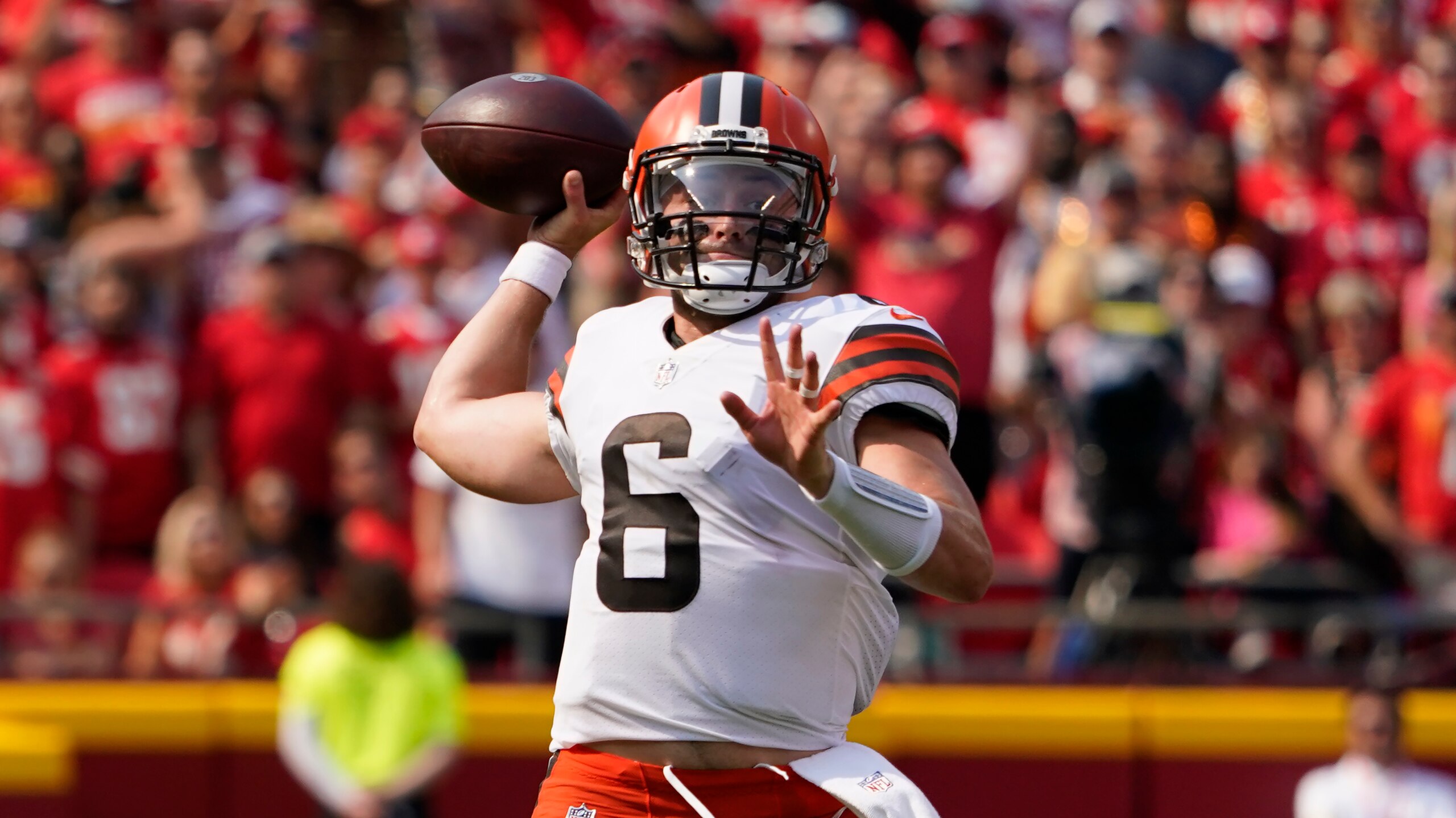 Cleveland Browns quarterback Baker Mayfield passes against the Kansas City Chiefs during an NFL football game Sunday, Sept.12, 2021, in Kansas City, Mo. (AP Photo/Ed Zurga)