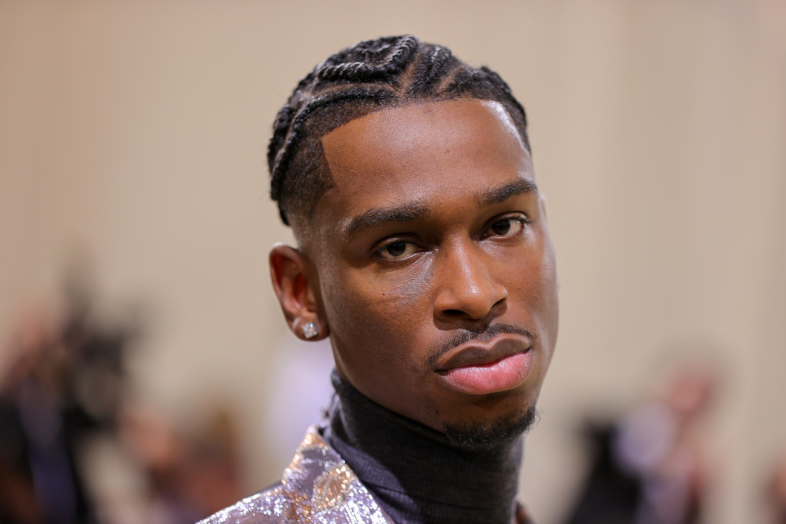 NEW YORK, NEW YORK - SEPTEMBER 13: Shai Gilgeous-Alexander attends The 2021 Met Gala Celebrating In America: A Lexicon Of Fashion at Metropolitan Museum of Art on September 13, 2021 in New York City. (Photo by Theo Wargo/Getty Images)