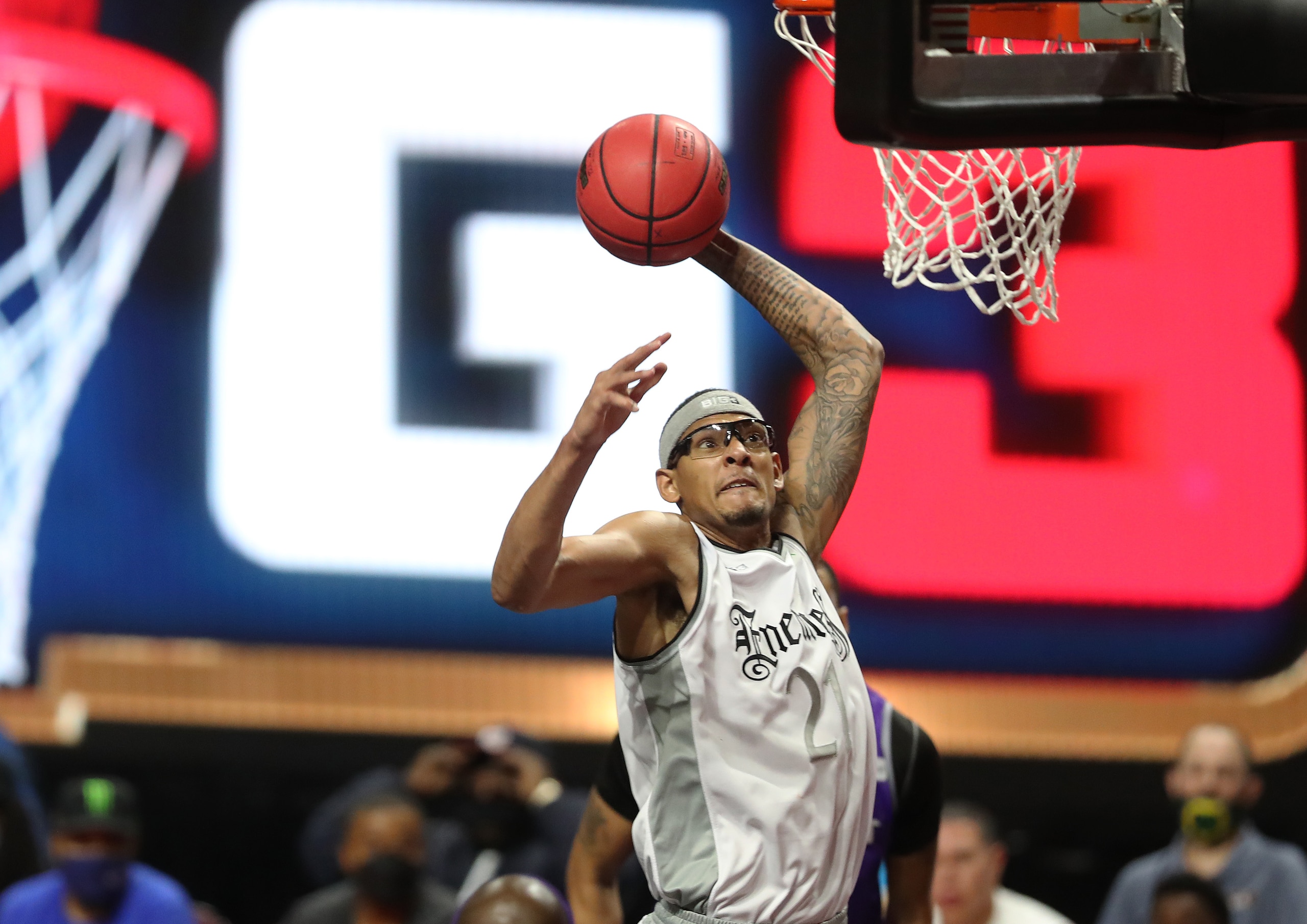 LAS VEGAS, NEVADA - JULY 18: Isaiah Austin #21 of Enemies dunks against Ghost Ballers during week two of the BIG3 at the Orleans Arena on July 18, 2021 in Las Vegas, Nevada. (Photo by Steve Marcus/Getty Images)
