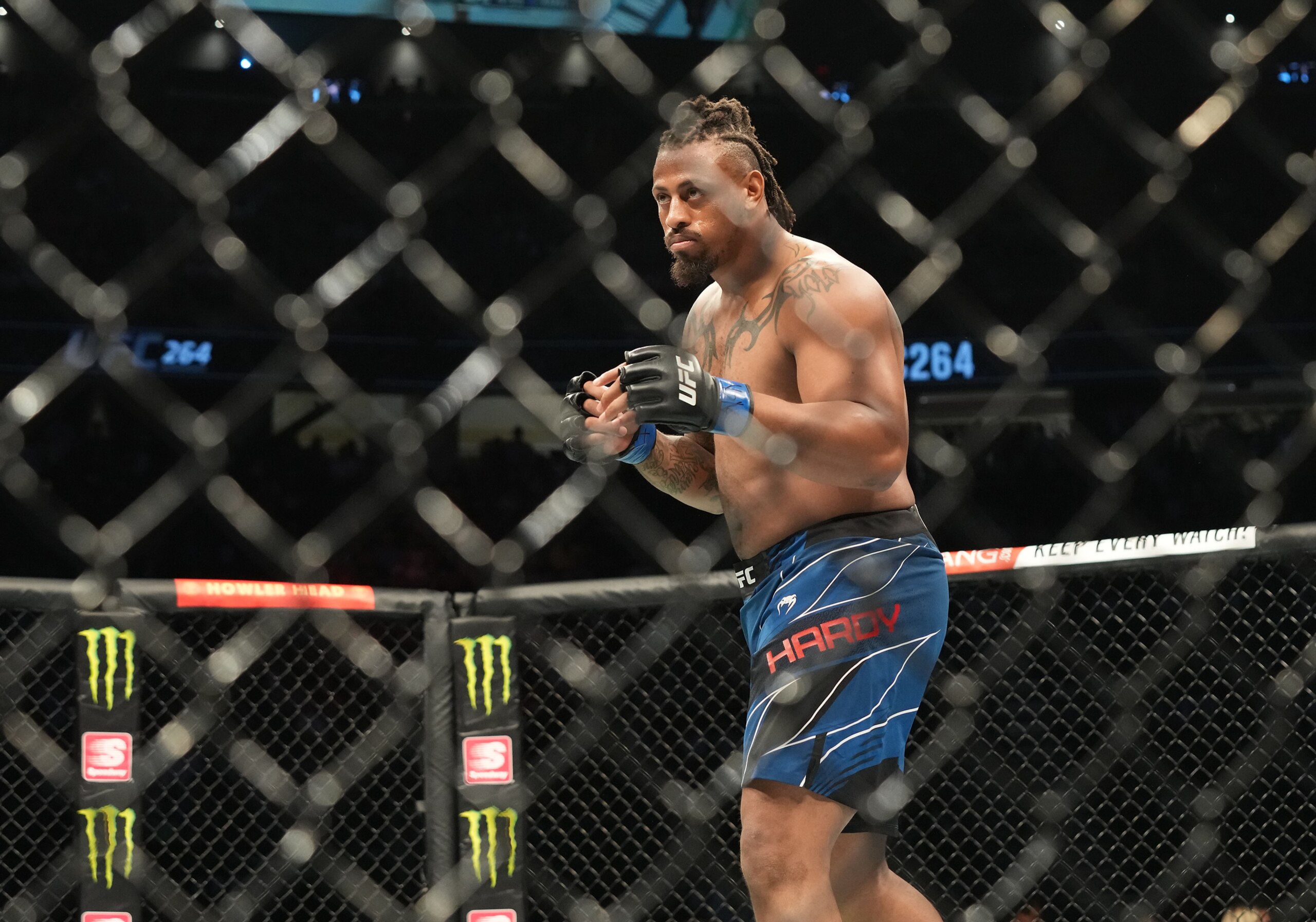 LAS VEGAS, NV - JULY 10: Greg Hardy during UFC 264 at T-Mobile Arena on July 10, 2021, in Las Vegas, Nevada, United States. (Photo by Louis Grasse/PxImages/Icon Sportswire via Getty Images)