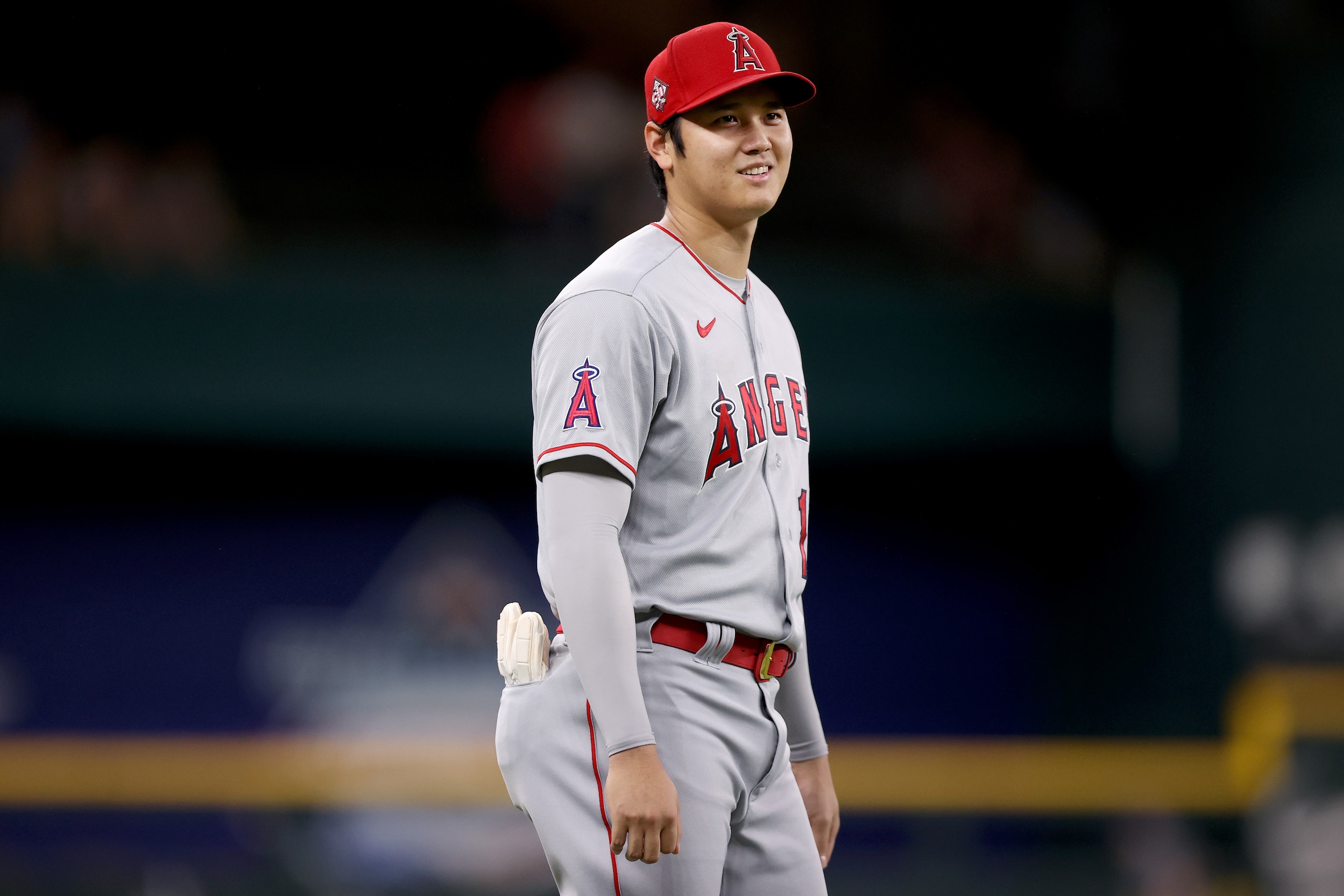 ARLINGTON, TEXAS - SEPTEMBER 28: Shohei Ohtani #17 of the Los Angeles Angels prepares to take on the Texas Rangers at Globe Life Field on September 28, 2021 in Arlington, Texas. (Photo by Tom Pennington/Getty Images)