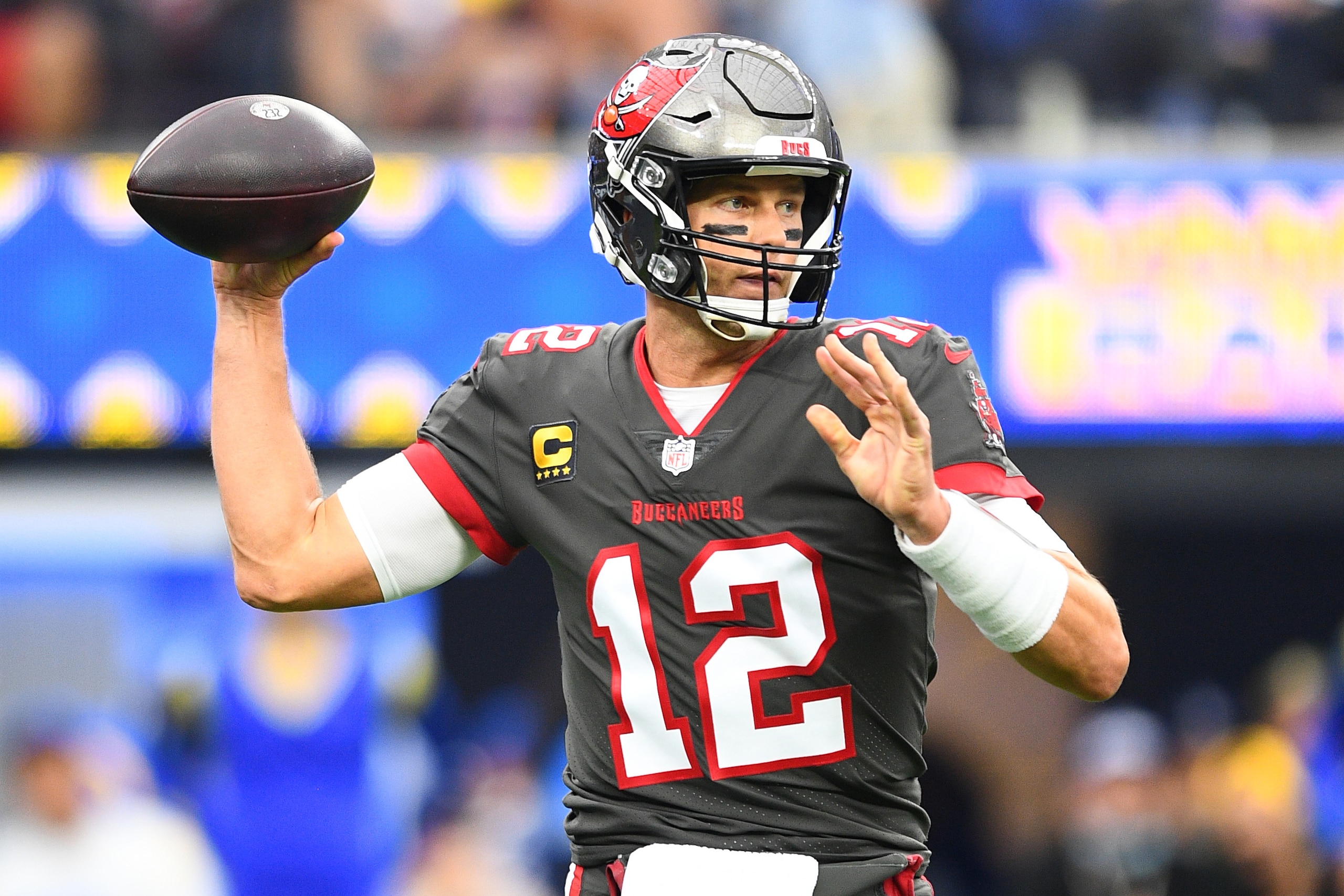 INGLEWOOD, CA - SEPTEMBER 26: Tampa Bay Buccaneers quarterback Tom Brady (12) throws a pass during the NFL game between the Tampa Bay Buccaneers and the Los Angeles Rams on September 26, 2021, at SoFi Stadium in Inglewood, CA. (Photo by Brian Rothmuller/Icon Sportswire via Getty Images)