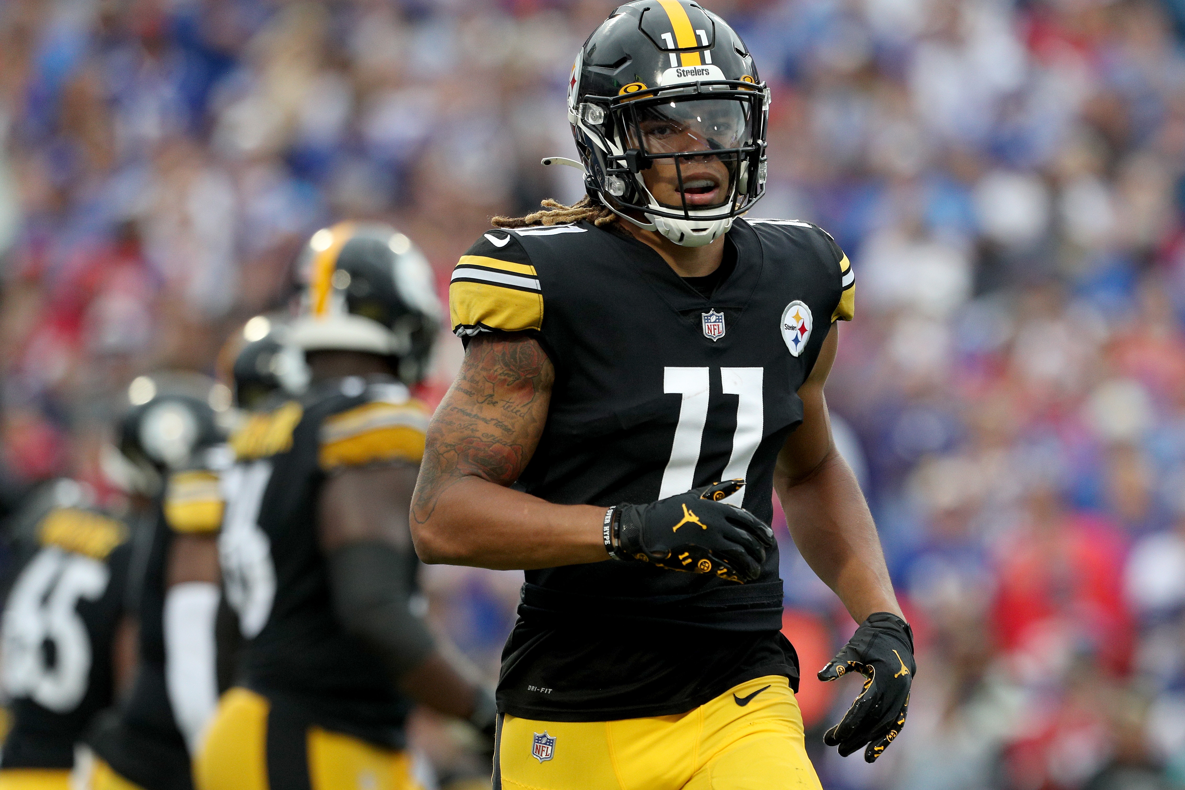 ORCHARD PARK, NEW YORK - SEPTEMBER 12: Chase Claypool #11 of the Pittsburgh Steelers lines up during the second quarter against the Buffalo Bills at Highmark Stadium on September 12, 2021 in Orchard Park, New York. (Photo by Bryan Bennett/Getty Images)