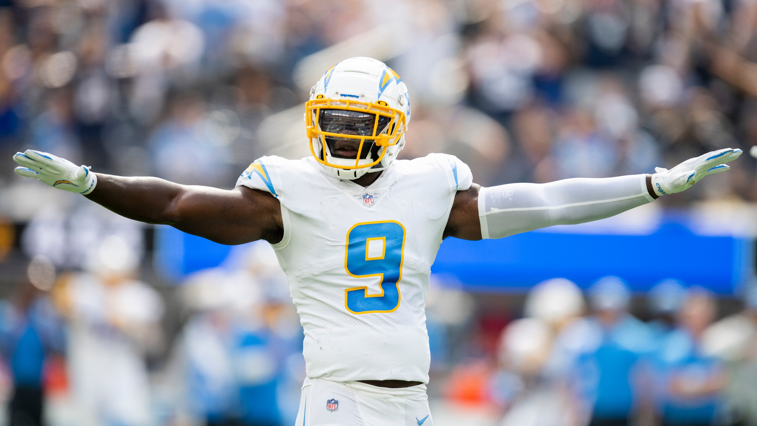 Los Angeles Chargers linebacker Kenneth Murray (9) gestures during an NFL football game against the Dallas Cowboys Sunday, Sept. 19, 2021, in Inglewood, Calif. (AP Photo/Kyusung Gong)