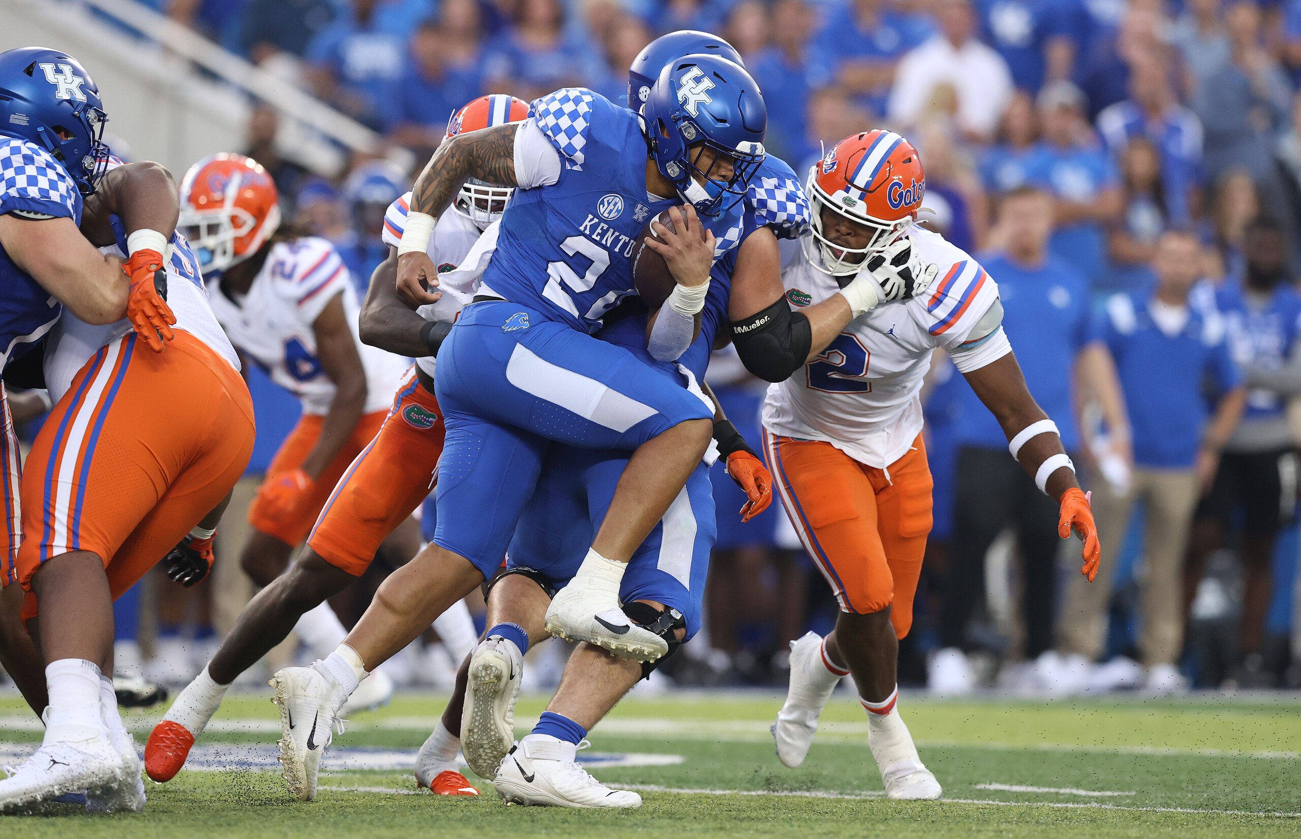 LEXINGTON, KENTUCKY - OCTOBER 02: Chris Rodriguez Jr #24 of the Kentucky Wildcats runs with the ball against the Florida Gators at Kroger Field on October 02, 2021 in Lexington, Kentucky. (Photo by Andy Lyons/Getty Images)
