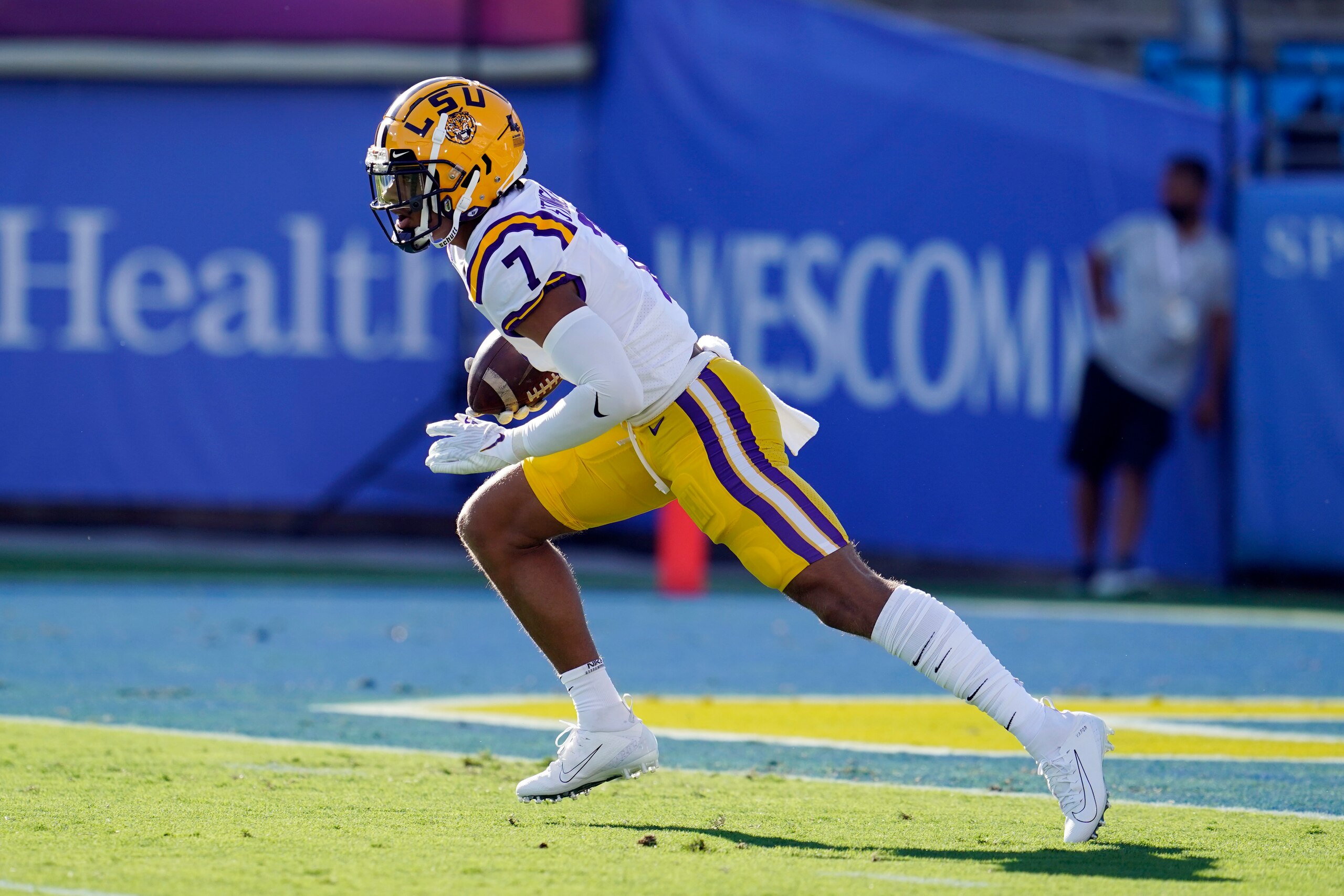 LSU cornerback Derek Stingley Jr. (7) warms up before an NCAA college football game against UCLA Saturday, Sept. 4, 2021, in Pasadena, Calif. (AP Photo/Marcio Jose Sanchez)