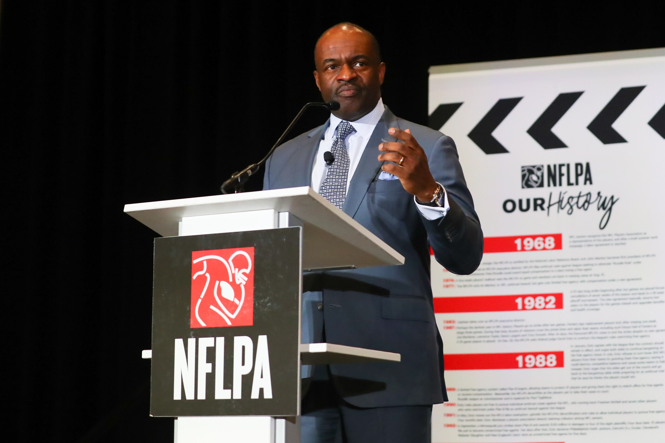 MIAMI BEACH, FL - JANUARY 30: DeMaurice Smith the Executive Director of the National Football League Players Association speaks during the NFLPA press conference on January 30, 2020 at the Miami Beach Convention Center in Miami Beack, FL.  (Photo by Rich Graessle/Icon Sportswire via Getty Images)