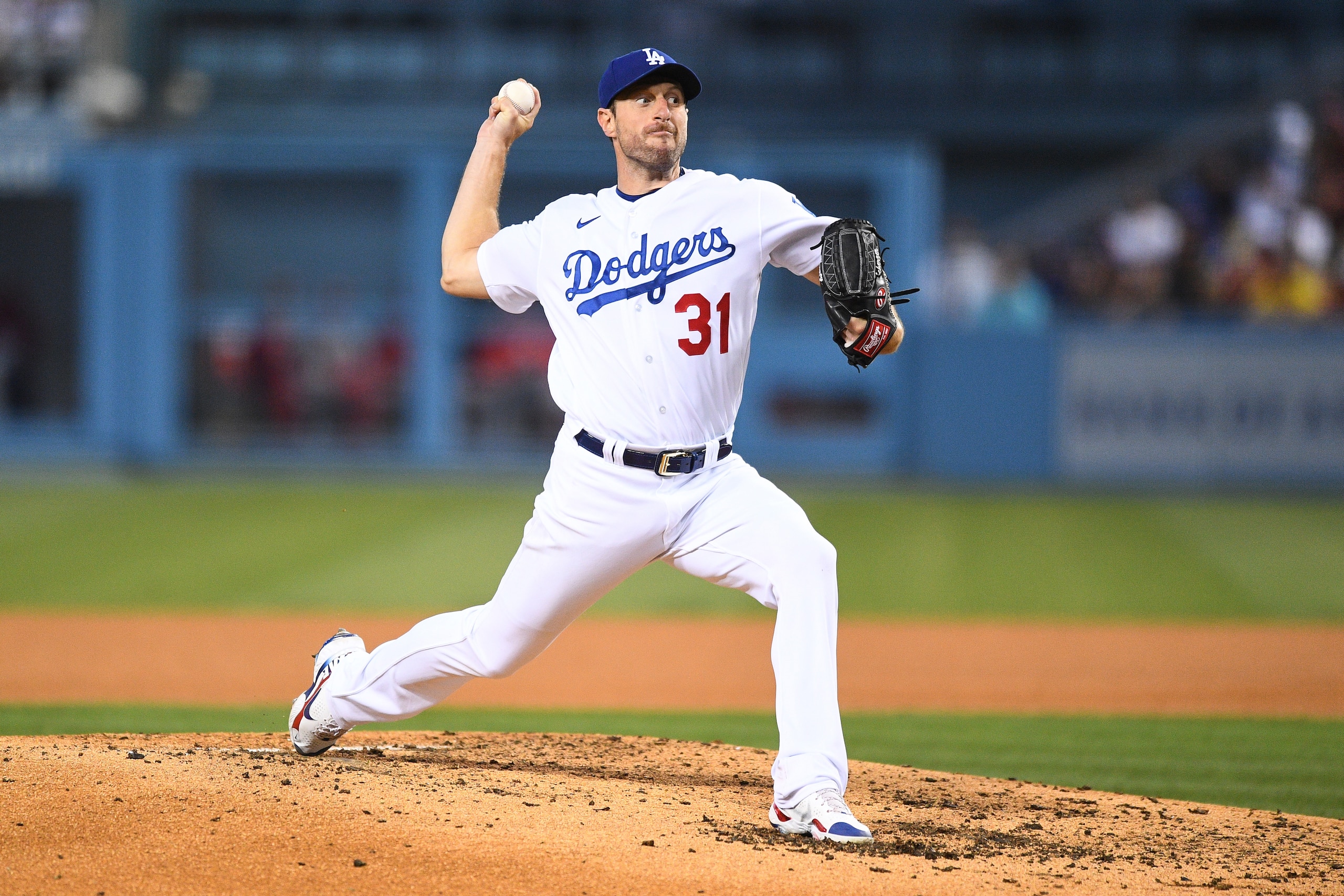 LOS ANGELES, CA - OCTOBER 06: Los Angeles Dodgers pitcher Max Scherzer (31) throws a pitch during the MLB National League Wild Card game between the St. Louis Cardinals and the Los Angeles Dodgers on October 6, 2021 at Dodger Stadium in Los Angeles, CA. (Photo by Brian Rothmuller/Icon Sportswire via Getty Images)