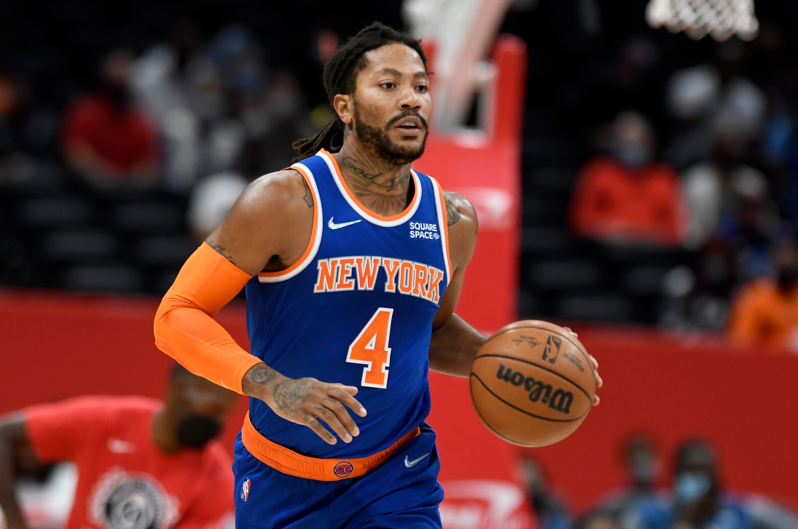 WASHINGTON, DC - OCTOBER 09: Derrick Rose #4 of the New York Knicks handles the ball in the first half against the Washington Wizards at Capital One Arena on October 09, 2021 in Washington, DC. NOTE TO USER: User expressly acknowledges and agrees that, by downloading and or using this photograph, User is consenting to the terms and conditions of the Getty Images License Agreement. (Photo by G Fiume/Getty Images) WASHINGTON, DC - OCTOBER 09: Derrick Rose #4 of the New York Knicks handles the ball in the first half against the Washington Wizards at Capital One Arena on October 09, 2021 in Washington, DC. NOTE TO USER: User expressly acknowledges and agrees that, by downloading and or using this photograph, User is consenting to the terms and conditions of the Getty Images License Agreement. (Photo by G Fiume/Getty Images)