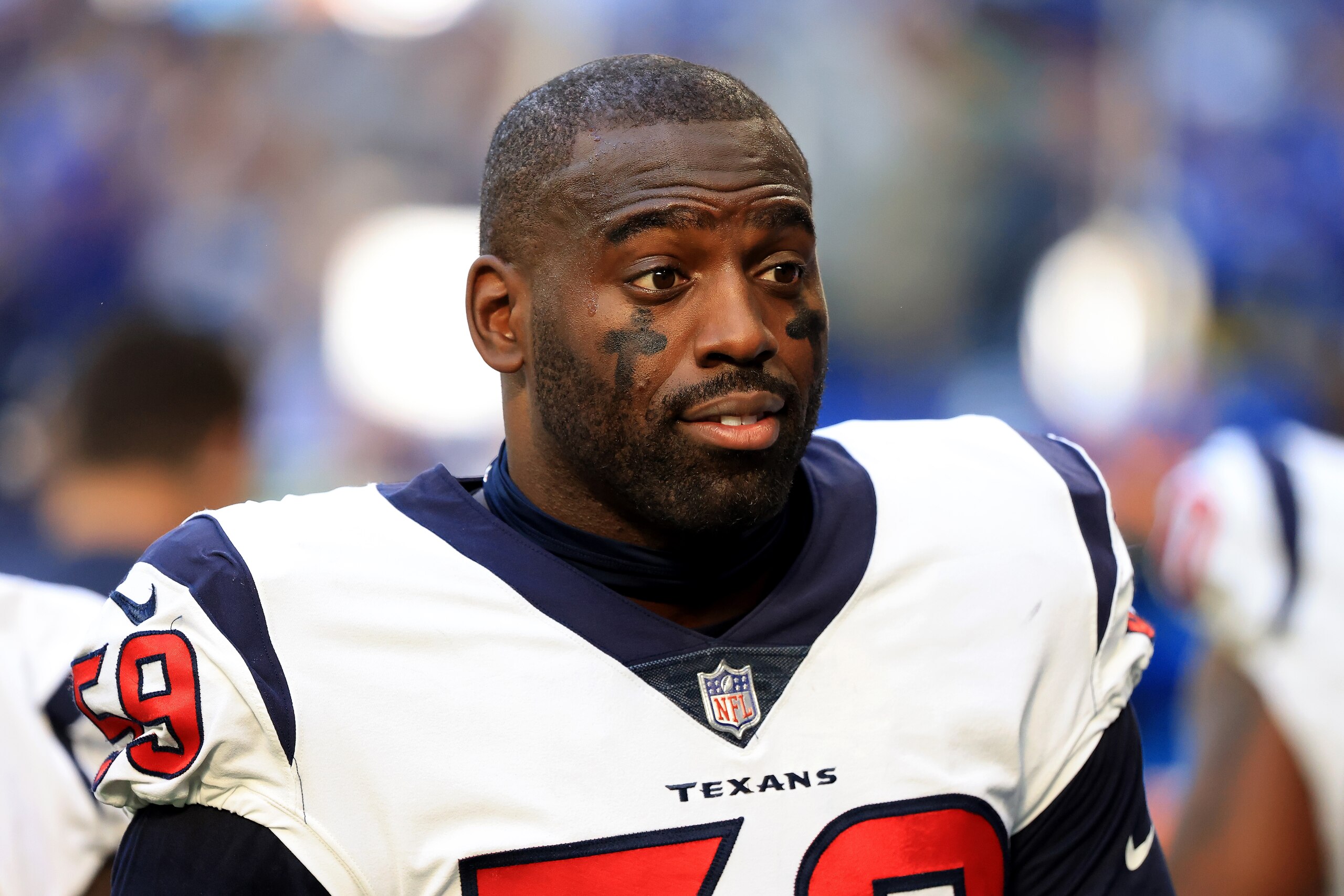 INDIANAPOLIS, INDIANA - OCTOBER 17: Whitney Mercilus #59 of the Houston Texans stands on the sideline in the fourth quarter against the Indianapolis Colts at Lucas Oil Stadium on October 17, 2021 in Indianapolis, Indiana. (Photo by Justin Casterline/Getty Images)