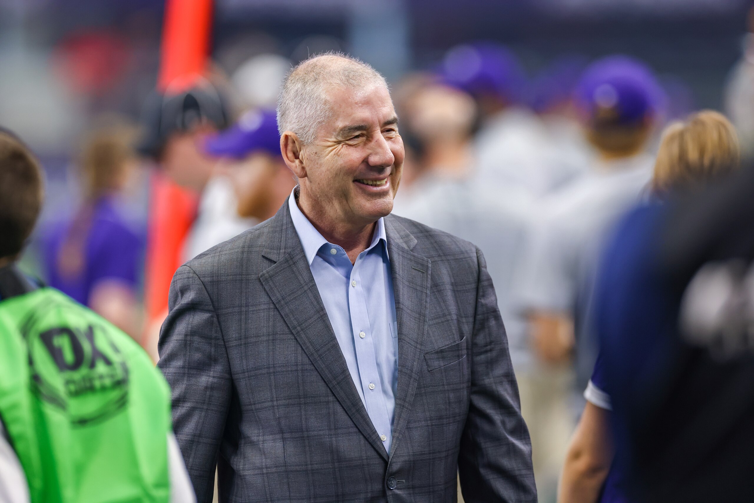 ARLINGTON, TX - SEPTEMBER 04: Big 12 Commissioner Bob Bowlsby looks on from the sideline during the Allstate Kickoff Classic college football game between the Stanford Cardinal and Kansas State Wildcats on September 4, 2021 at AT&T Stadium in Arlington, TX. (Photo by Matthew Visinsky/Icon Sportswire via Getty Images) ARLINGTON, TX - SEPTEMBER 04: Big 12 Commissioner Bob Bowlsby looks on from the sideline during the Allstate Kickoff Classic college football game between the Stanford Cardinal and Kansas State Wildcats on September 4, 2021 at AT&T Stadium in Arlington, TX. (Photo by Matthew Visinsky/Icon Sportswire via Getty Images)