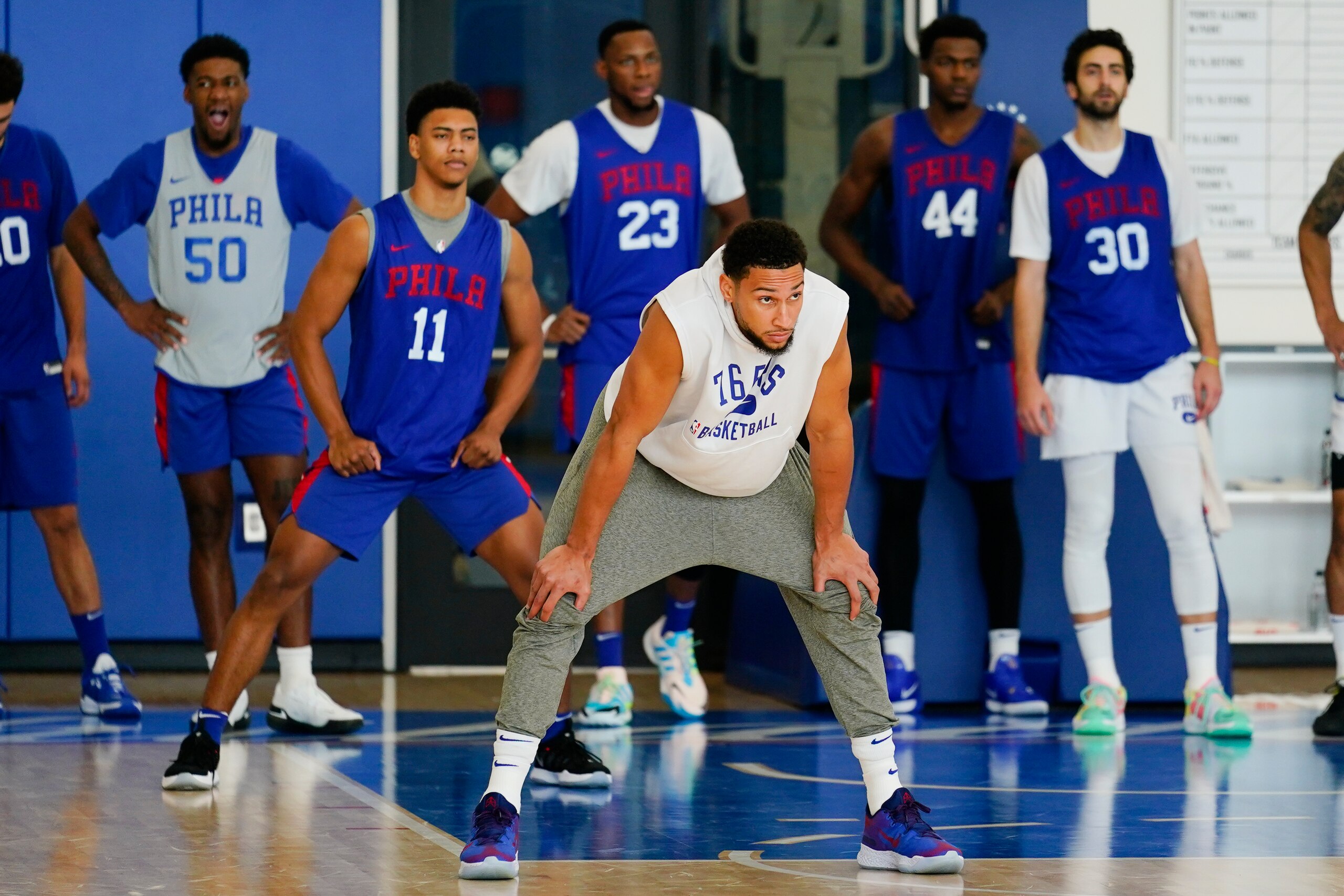 Philadelphia 76ers' Ben Simmons, foreground, takes part in a practice at the NBA basketball team's facility, Monday, Oct. 18, 2021, in Camden, N.J. (AP Photo/Matt Rourke)