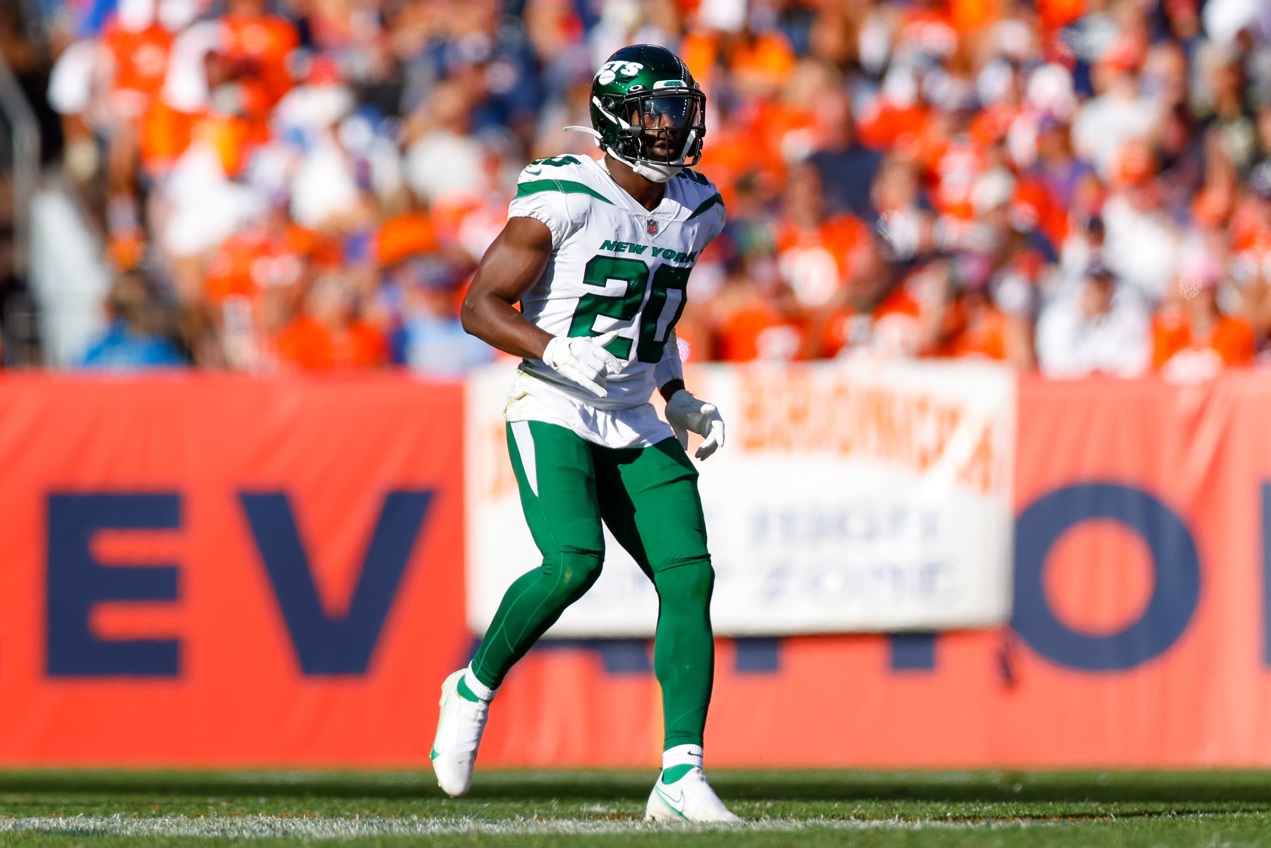 DENVER, CO - SEPTEMBER 26:  Safety Marcus Maye #20 of the New York Jets defends on the field during the fourth quarter against the Denver Broncos at Empower Field at Mile High on September 26, 2021 in Denver, Colorado. (Photo by Justin Edmonds/Getty Images)