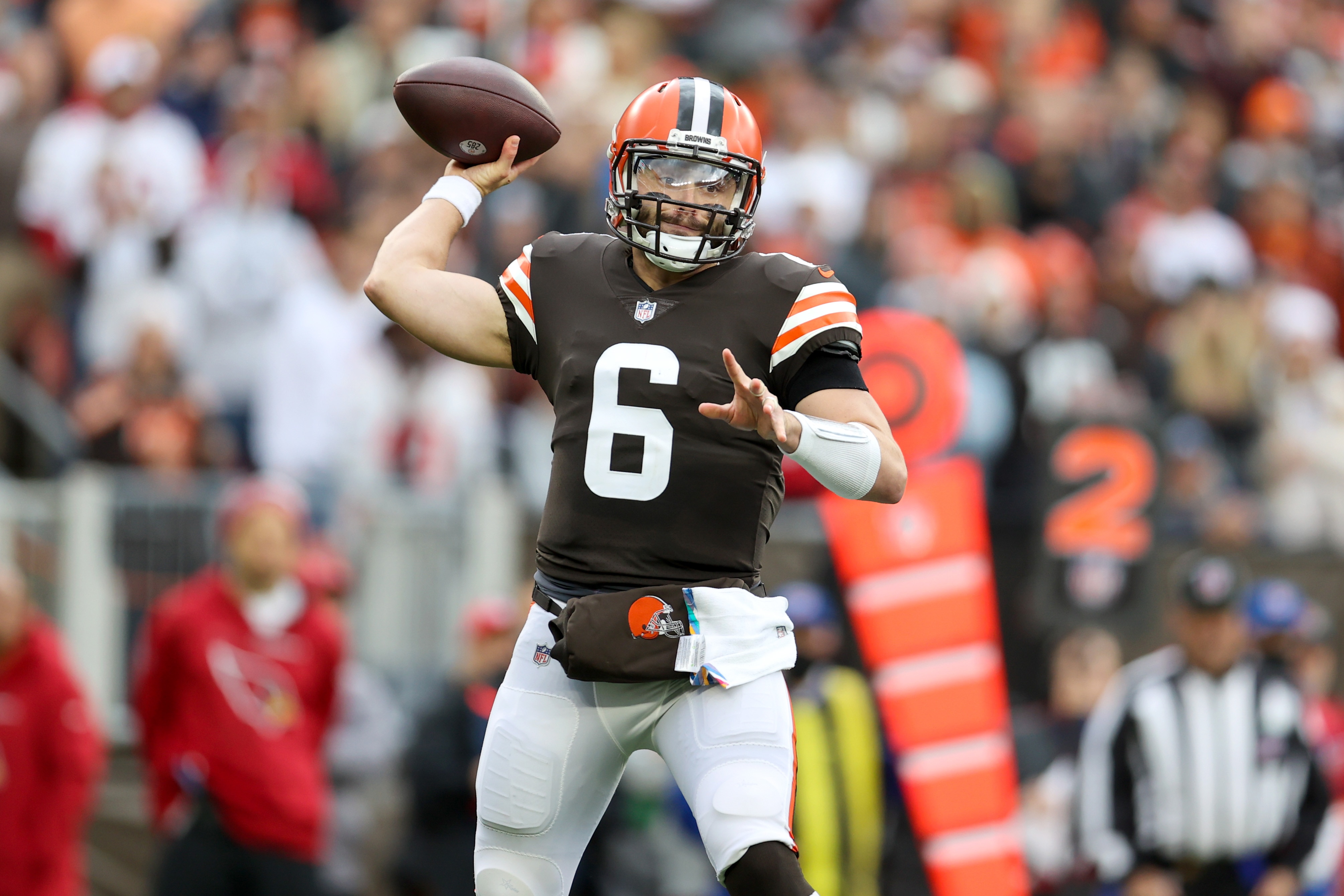 CLEVELAND, OH - OCTOBER 17: Cleveland Browns quarterback Baker Mayfield (6) throws a pass during the first quarter of the National Football League game between the Arizona Cardinals and Cleveland Browns on October 17, 2021, at FirstEnergy Stadium in Cleveland, OH. (Photo by Frank Jansky/Icon Sportswire via Getty Images)