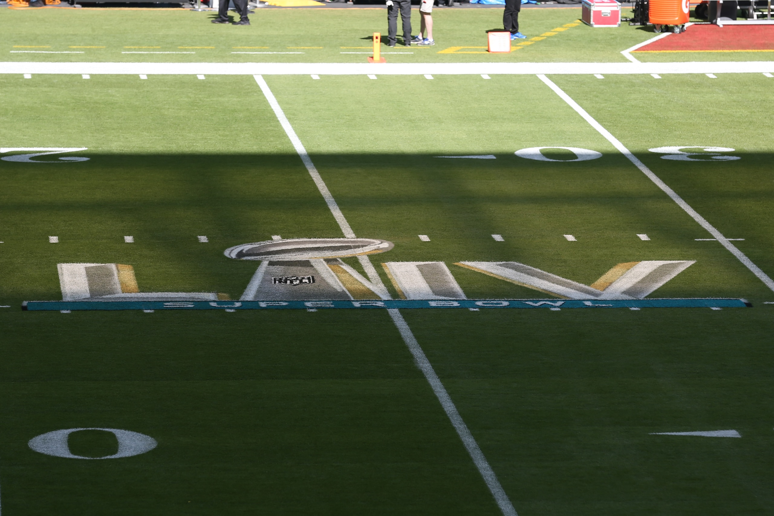 MIAMI GARDENS, FL - FEBRUARY 02: A general view of the Super Bowl LIV Logo on the field inside Hard Rock Stadium prior to Super Bowl LIV on February 2, 2020 at Hard Rock Stadium in Miami Gardens, FL. (Photo by Rich Graessle/PPI/Icon Sportswire via Getty Images) MIAMI GARDENS, FL - FEBRUARY 02: A general view of the Super Bowl LIV Logo on the field inside Hard Rock Stadium prior to Super Bowl LIV on February 2, 2020 at Hard Rock Stadium in Miami Gardens, FL. (Photo by Rich Graessle/PPI/Icon Sportswire via Getty Images)