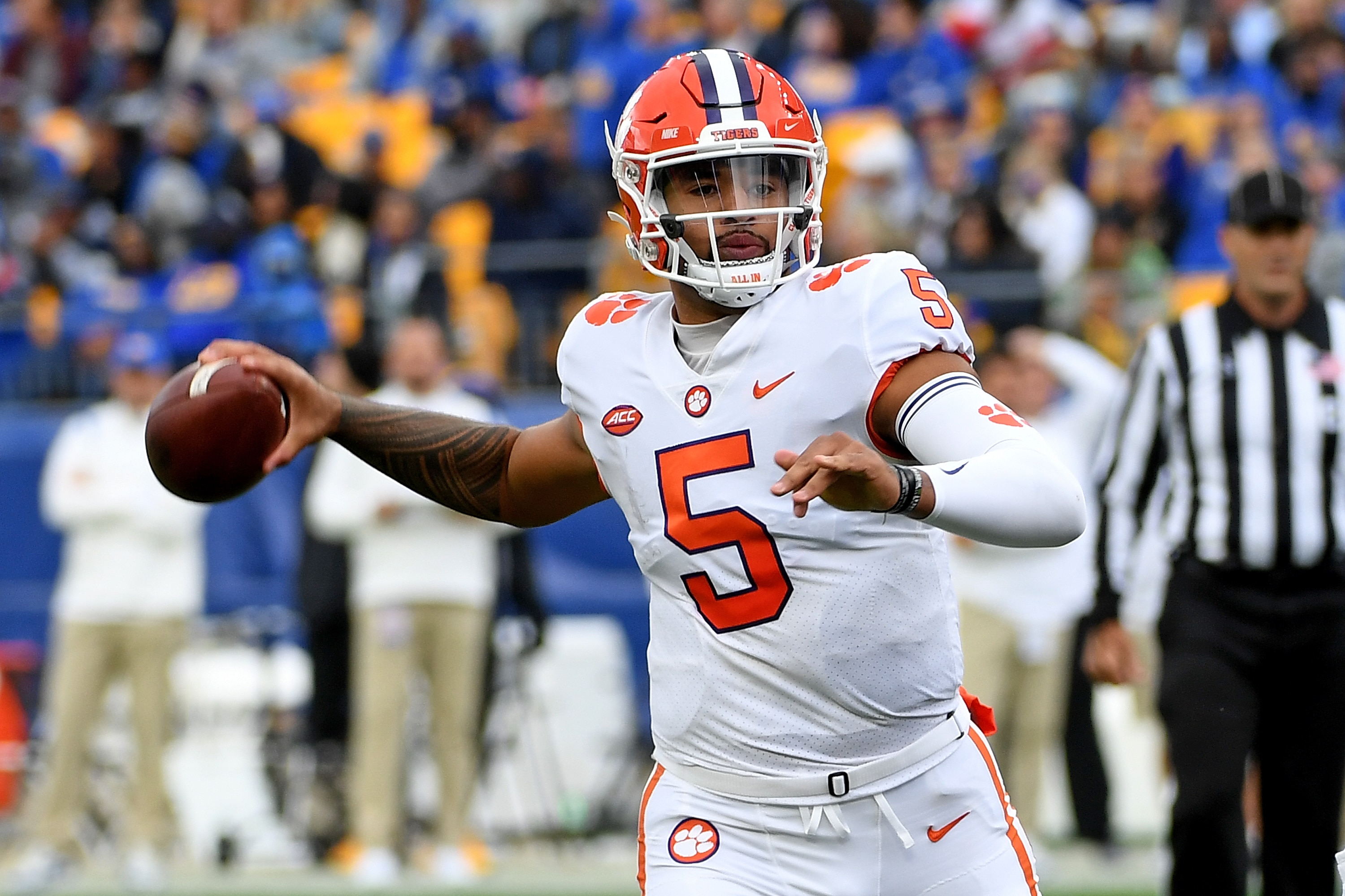 PITTSBURGH, PA - OCTOBER 23: D.J. Uiagalelei #5 of the Clemson Tigers drops back to pass in the first quarter during the game against the Pittsburgh Panthers at Heinz Field on October 23, 2021 in Pittsburgh, Pennsylvania. (Photo by Justin Berl/Getty Images)
