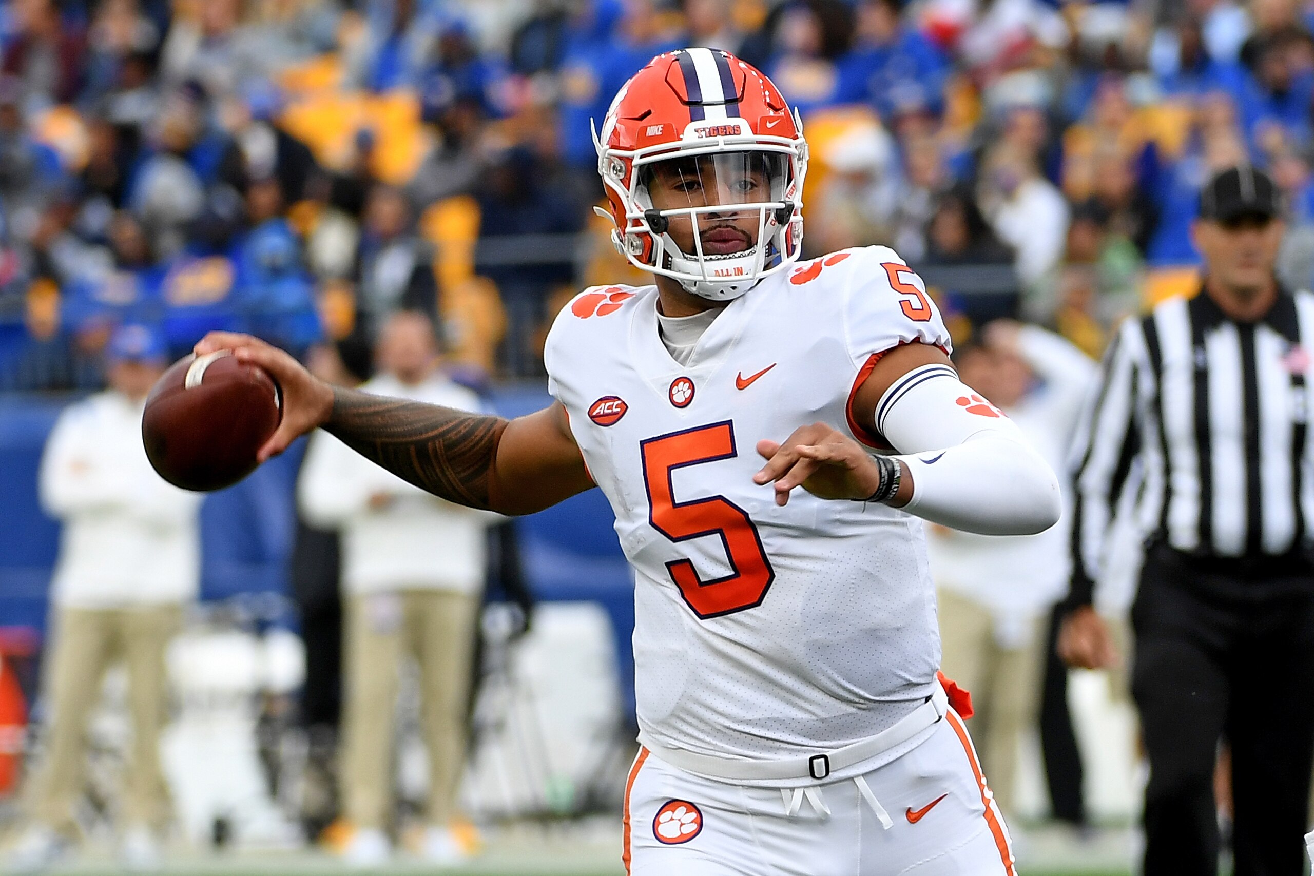 PITTSBURGH, PA - OCTOBER 23: D.J. Uiagalelei #5 of the Clemson Tigers drops back to pass in the first quarter during the game against the Pittsburgh Panthers at Heinz Field on October 23, 2021 in Pittsburgh, Pennsylvania. (Photo by Justin Berl/Getty Images)