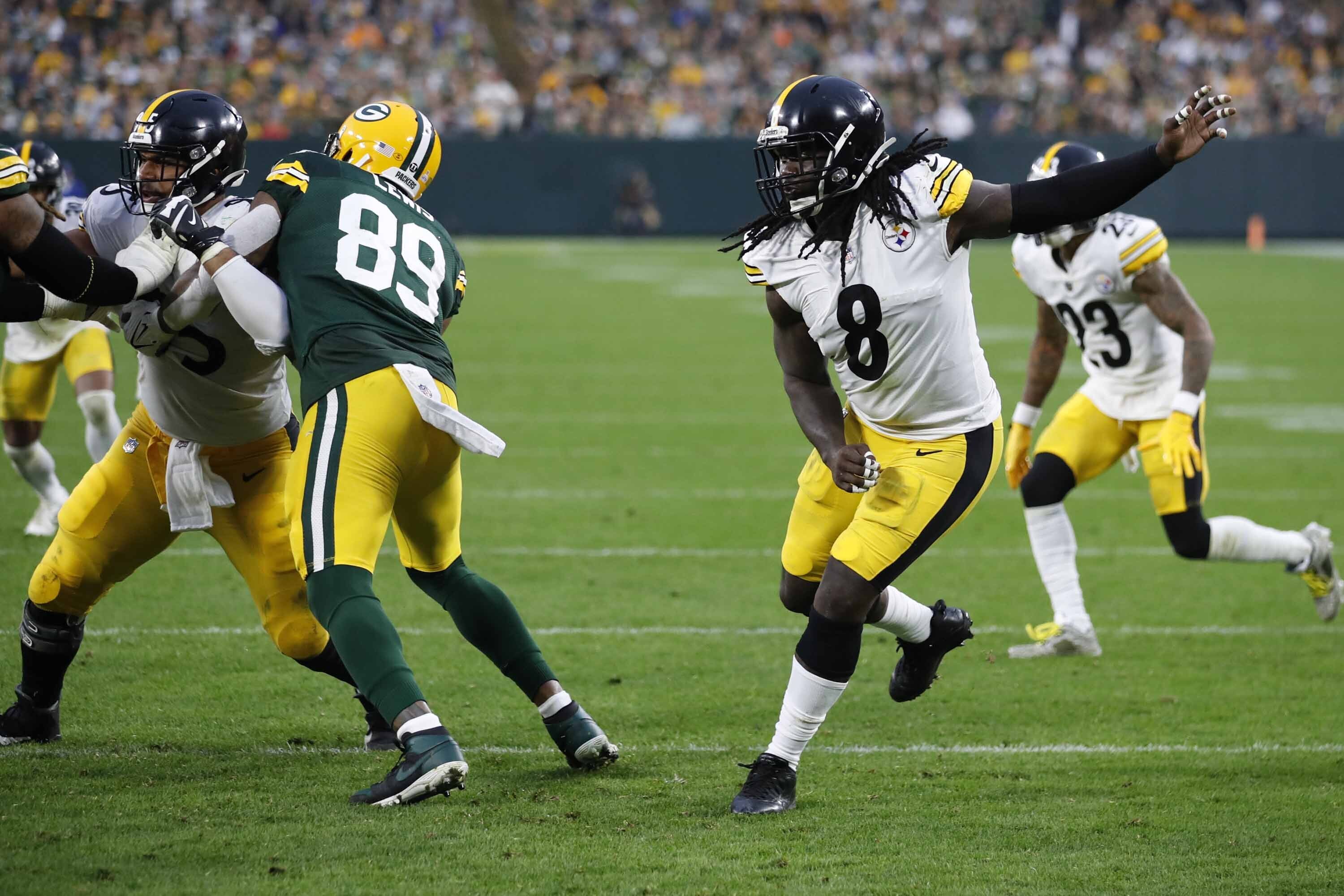 Pittsburgh Steelers outside linebacker Melvin Ingram (8) rushes in against the Green Bay Packers during an NFL football game Sunday, Oct 3. 2021, in Green Bay, Wis. The Packers won the game 27-17. (Jeff Haynes/AP Images for Panini)