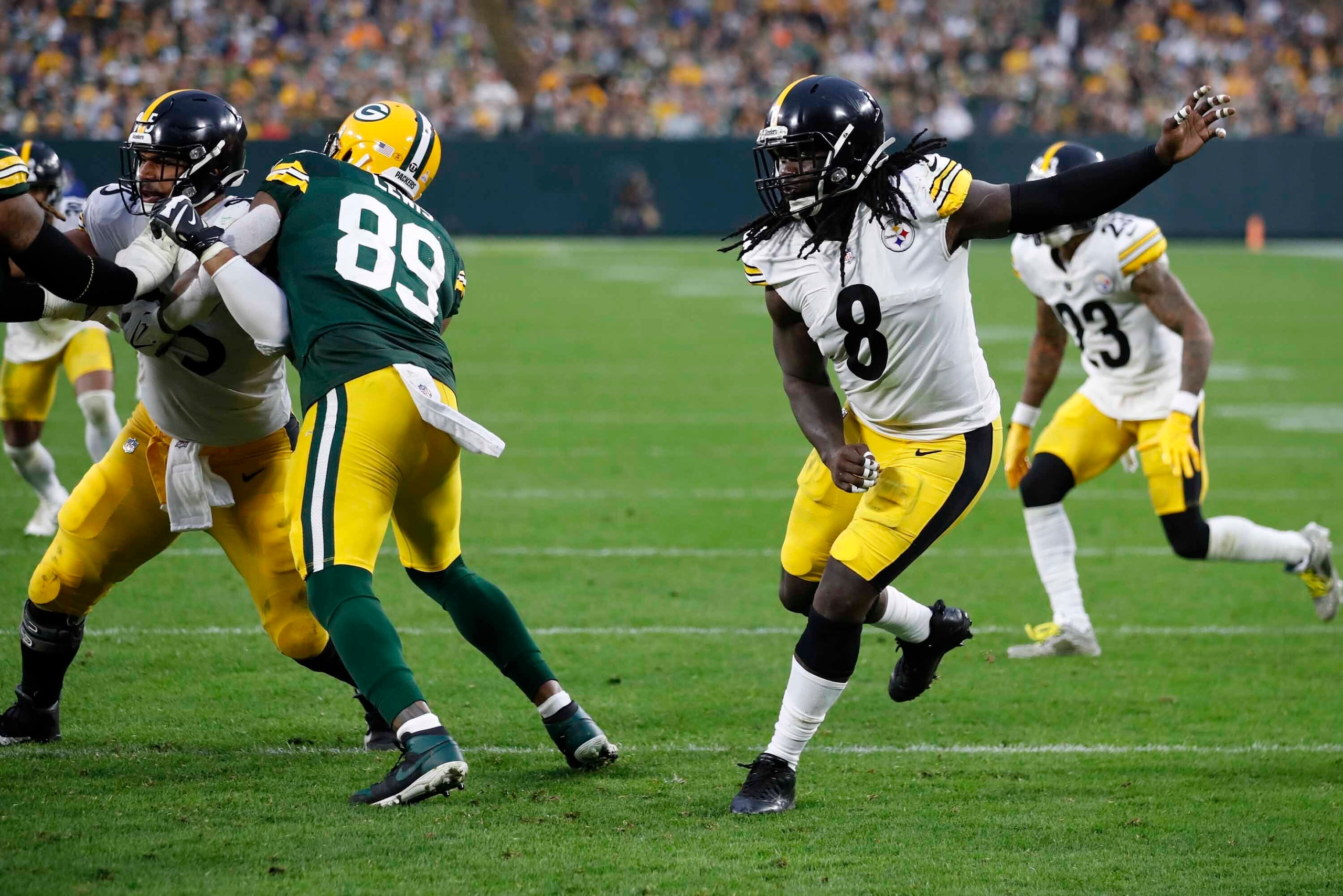 Pittsburgh Steelers outside linebacker Melvin Ingram (8) rushes in against the Green Bay Packers during an NFL football game Sunday, Oct 3. 2021, in Green Bay, Wis. The Packers won the game 27-17. (Jeff Haynes/AP Images for Panini)