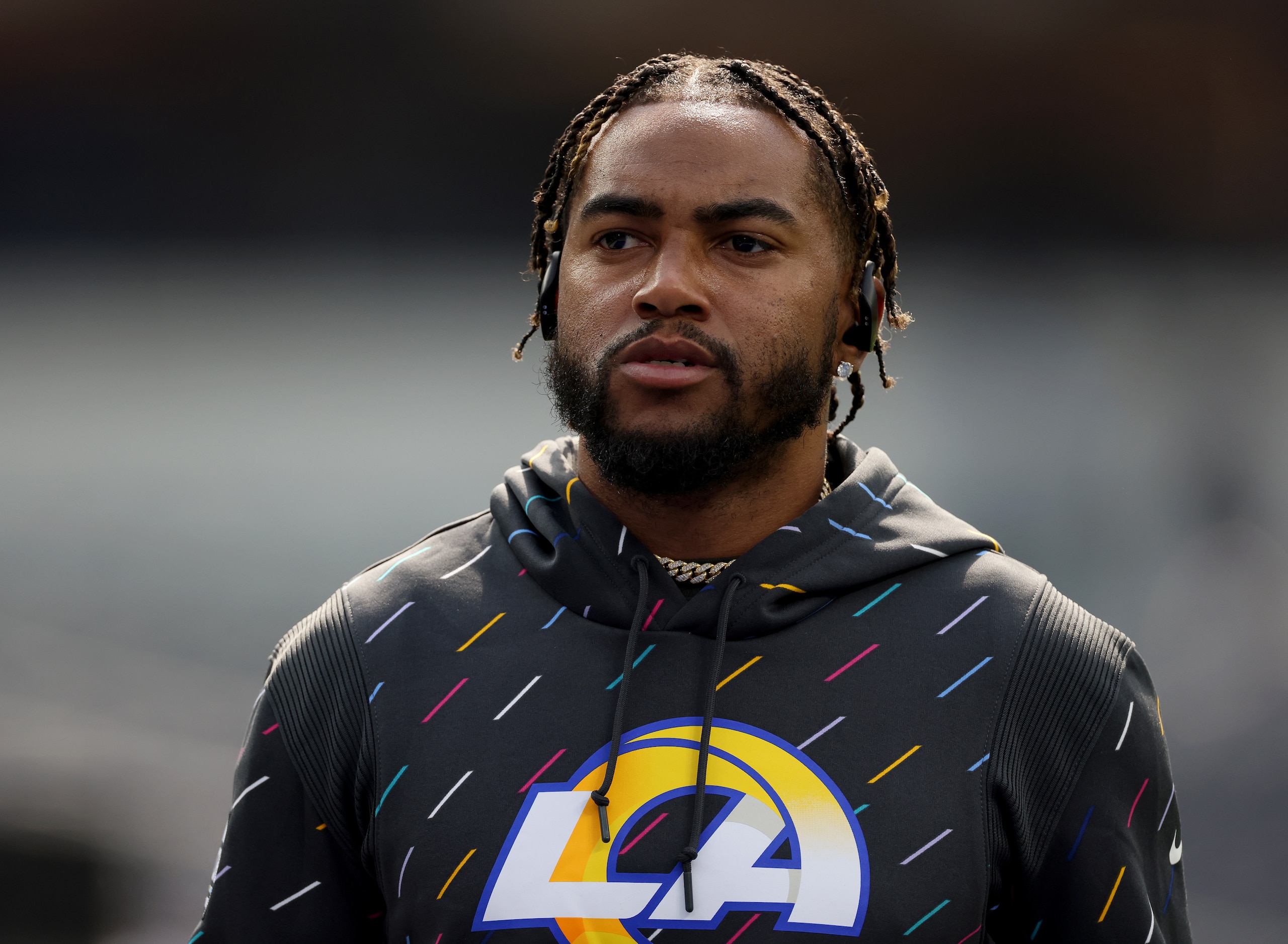 INGLEWOOD, CALIFORNIA - OCTOBER 03: DeSean Jackson #1 of the Los Angeles Rams during warm up before the game against the Arizona Cardinals at SoFi Stadium on October 03, 2021 in Inglewood, California. (Photo by Harry How/Getty Images)