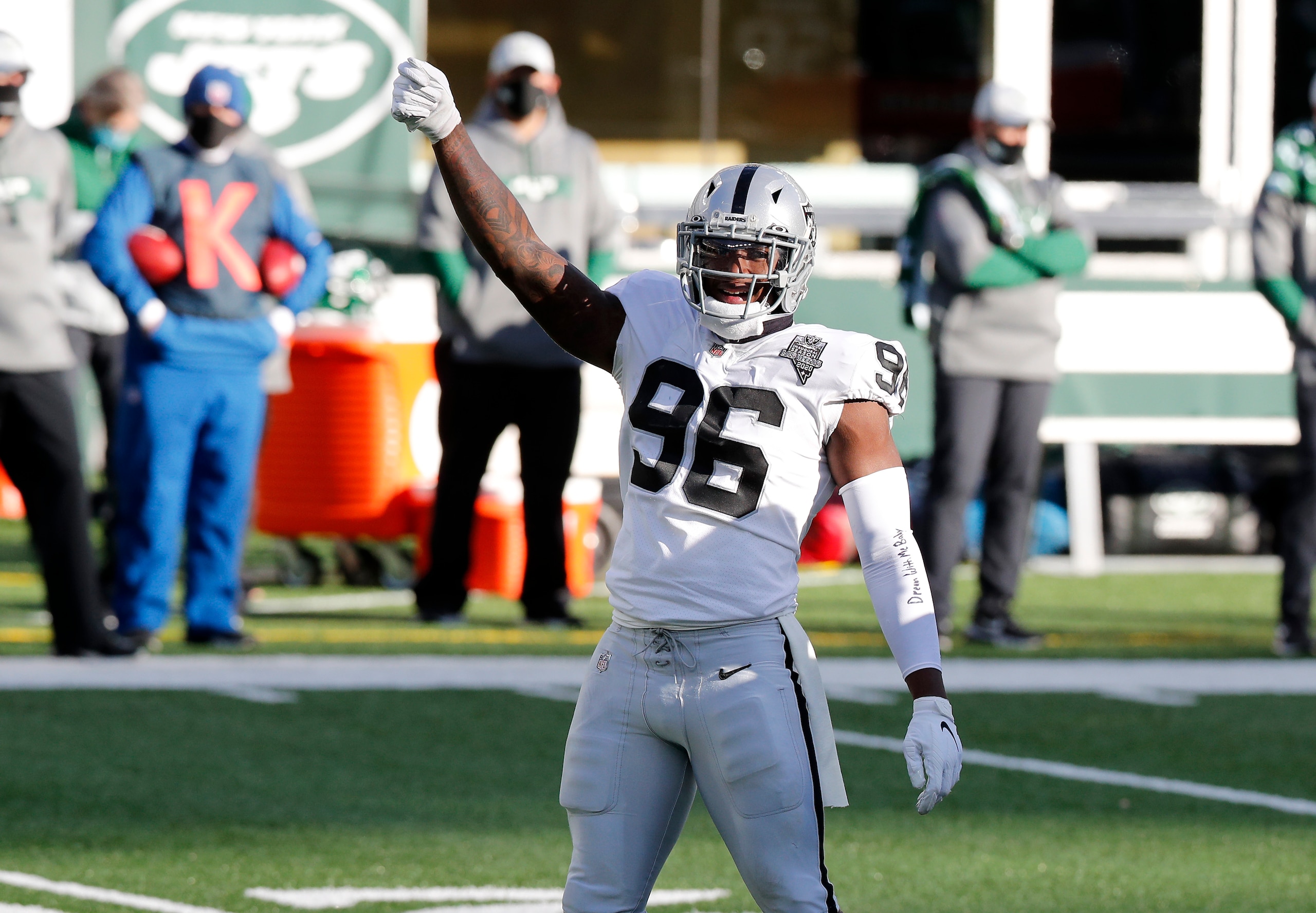 EAST RUTHERFORD, NEW JERSEY - DECEMBER 06: (NEW YORK DAILIES OUT)  Clelin Ferrell #96 of the Las Vegas Raiders in action against the New York Jets at MetLife Stadium on December 06, 2020 in East Rutherford, New Jersey. The Raiders defeated the Jets 31-28. (Photo by Jim McIsaac/Getty Images)