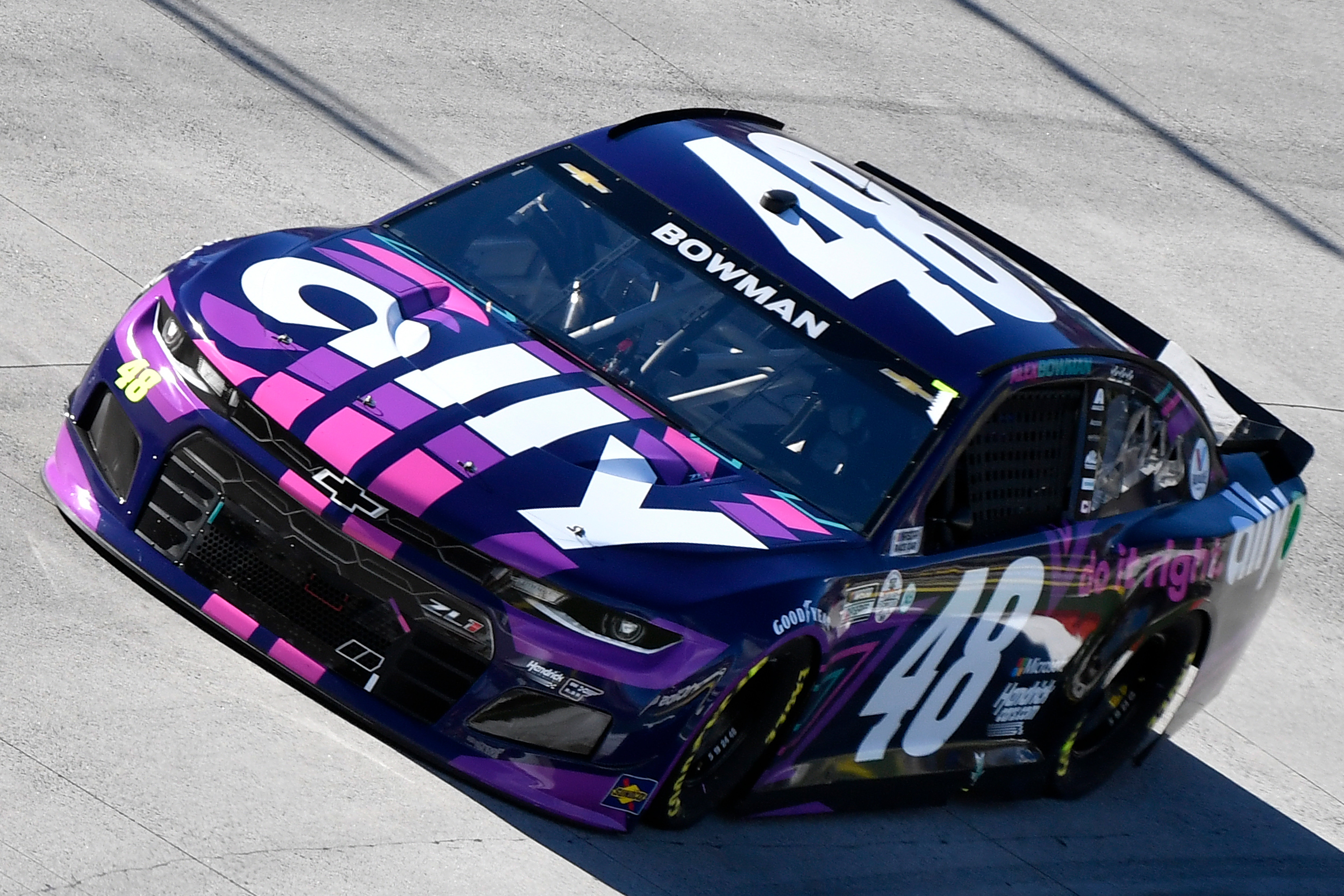 MARTINSVILLE, VIRGINIA - OCTOBER 31: Alex Bowman, driver of the #48 Ally Chevrolet, drives during the NASCAR Cup Series Xfinity 500 at Martinsville Speedway on October 31, 2021 in Martinsville, Virginia. (Photo by Logan Riely/Getty Images)