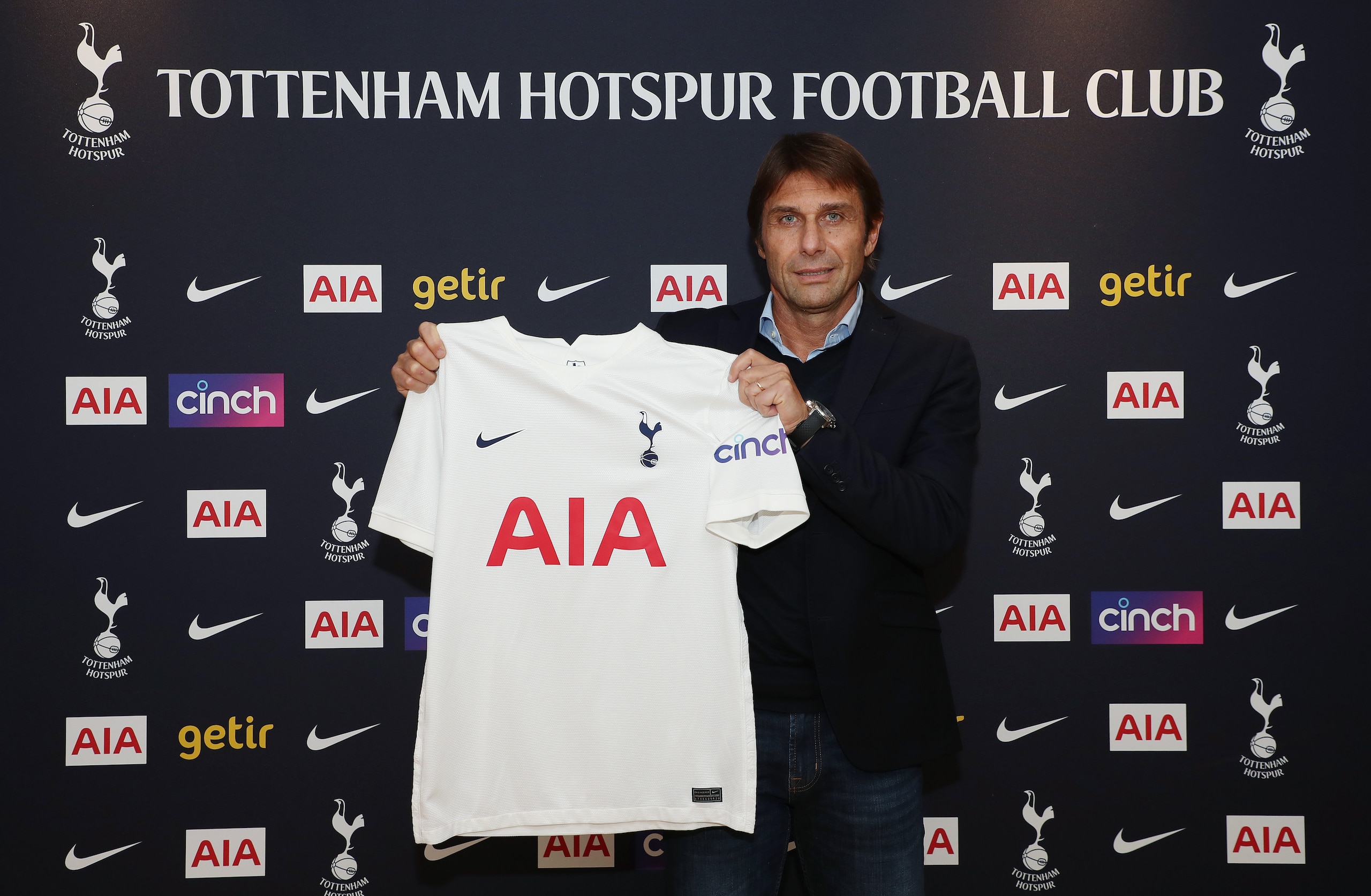 ENFIELD, ENGLAND - NOVEMBER 02: New Tottenham Hotspur manager Antonio Conte poses for a photo at Tottenham Hotspur Training Centre on November 02, 2021 in Enfield, England. (Photo by Tottenham Hotspur FC/Tottenham Hotspur FC via Getty Images)