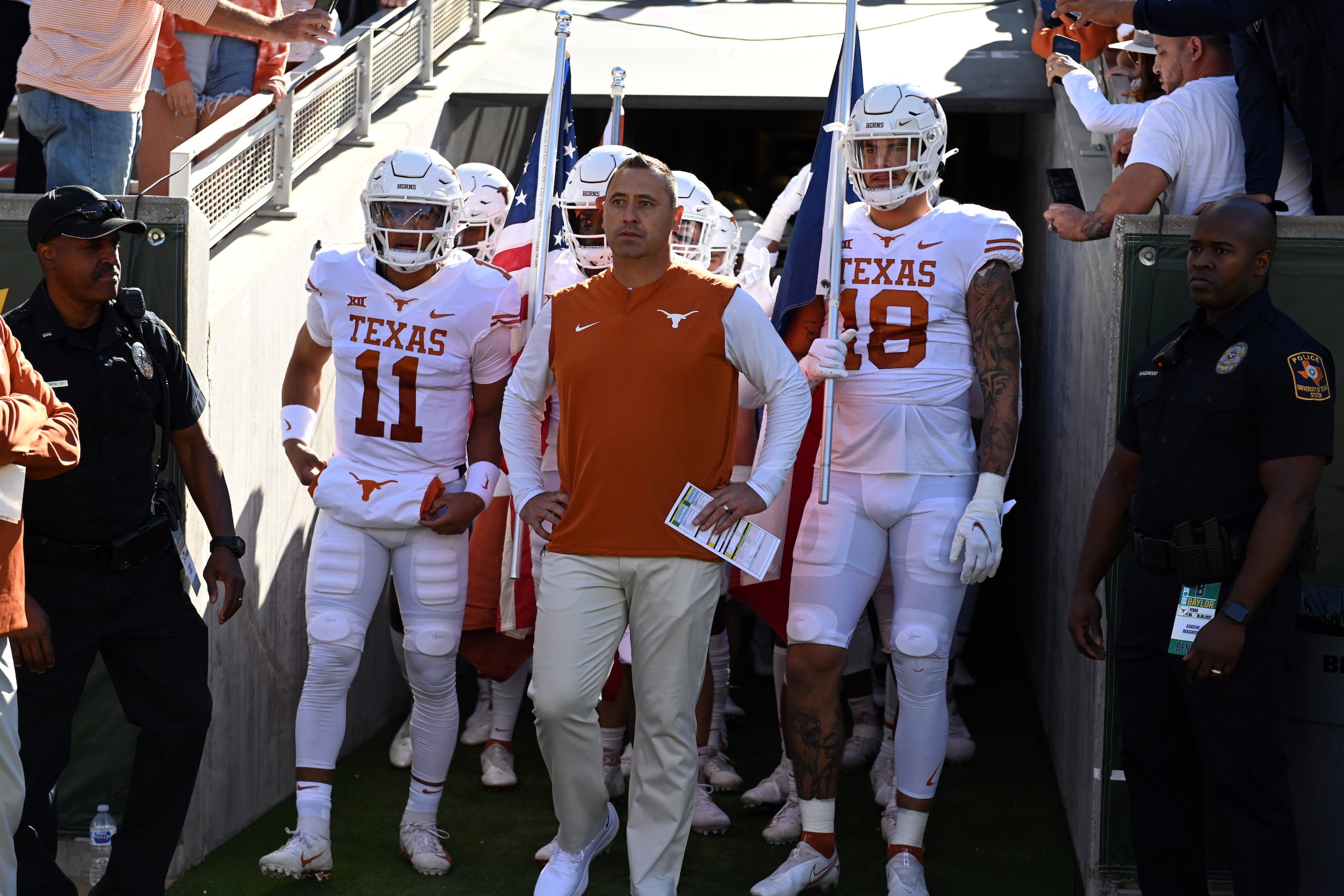 WACO, TX - OCTOBER 30: Texas Longhorns Casey Thompson (11), head coach Steve Sarkisian and TE Jared Wiley (18) get ready to hit the field prior to game between the Texas Longhorns and the Baylor Bears on October 30, 2021 at McLane Stadium in Waco, TX. (Photo by John Rivera/Icon Sportswire via Getty Images)