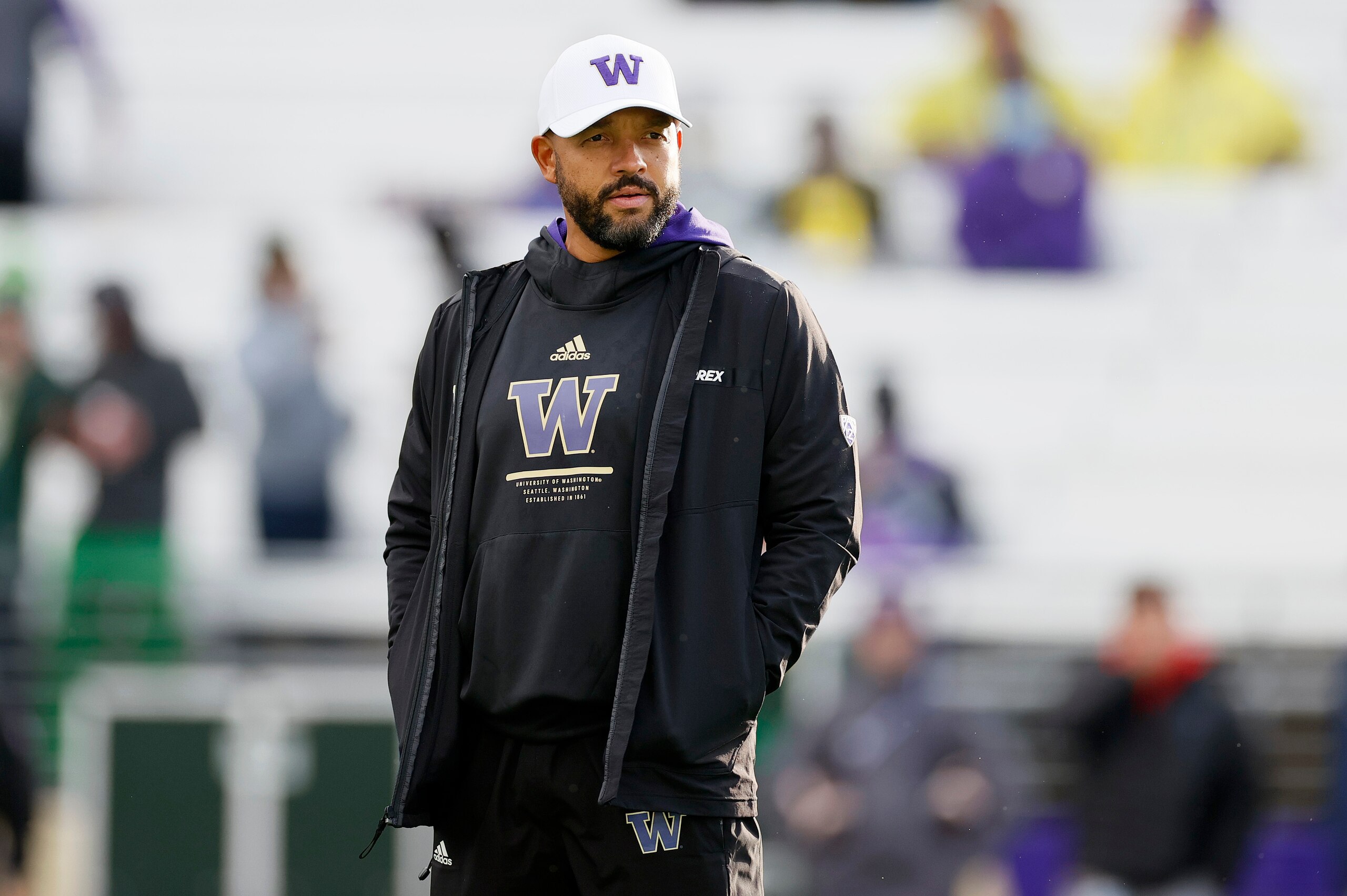 SEATTLE, WASHINGTON - NOVEMBER 06: Head coach Jimmy Lake of the Washington Huskies looks on before the game against the Oregon Ducks at Husky Stadium on November 06, 2021 in Seattle, Washington. (Photo by Steph Chambers/Getty Images)