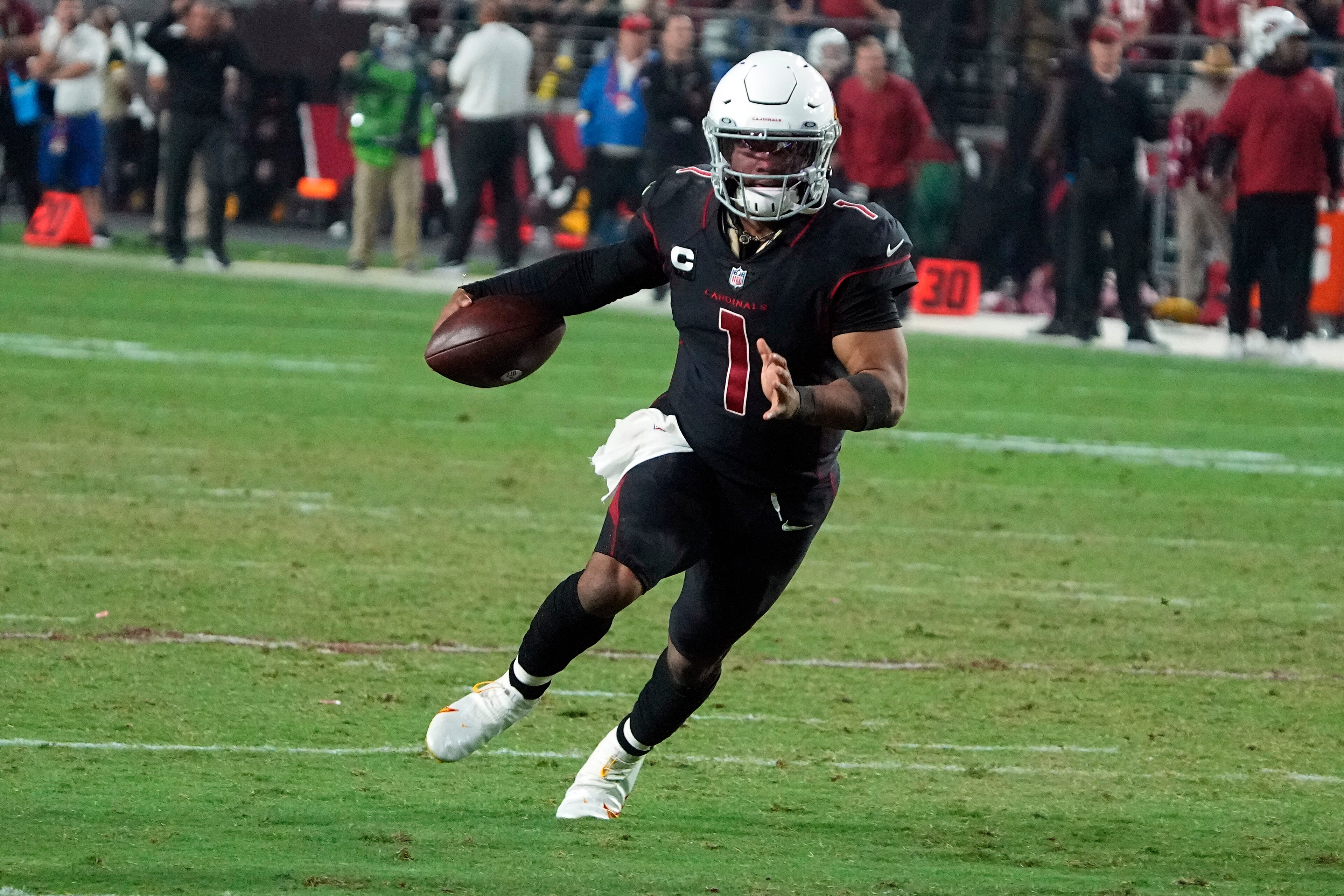 Arizona Cardinals quarterback Kyler Murray (1) during the first half of an NFL football game against the Green Bay Packers, Thursday, Oct. 28, 2021, in Glendale, Ariz. (AP Photo/Rick Scuteri)