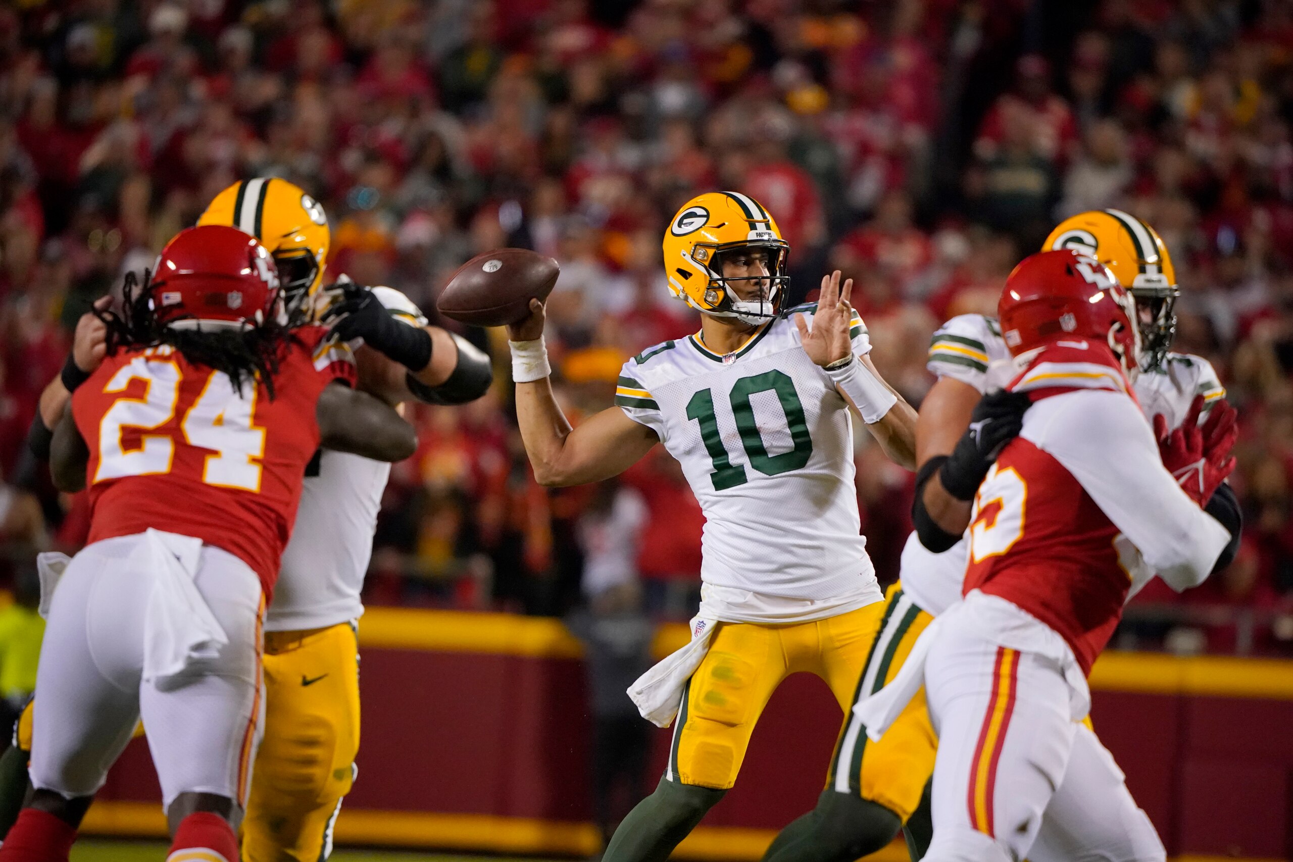 Green Bay Packers quarterback Jordan Love throws during the second half of an NFL football game against the Kansas City Chiefs Sunday, Nov. 7, 2021, in Kansas City, Mo. (AP Photo/Ed Zurga)