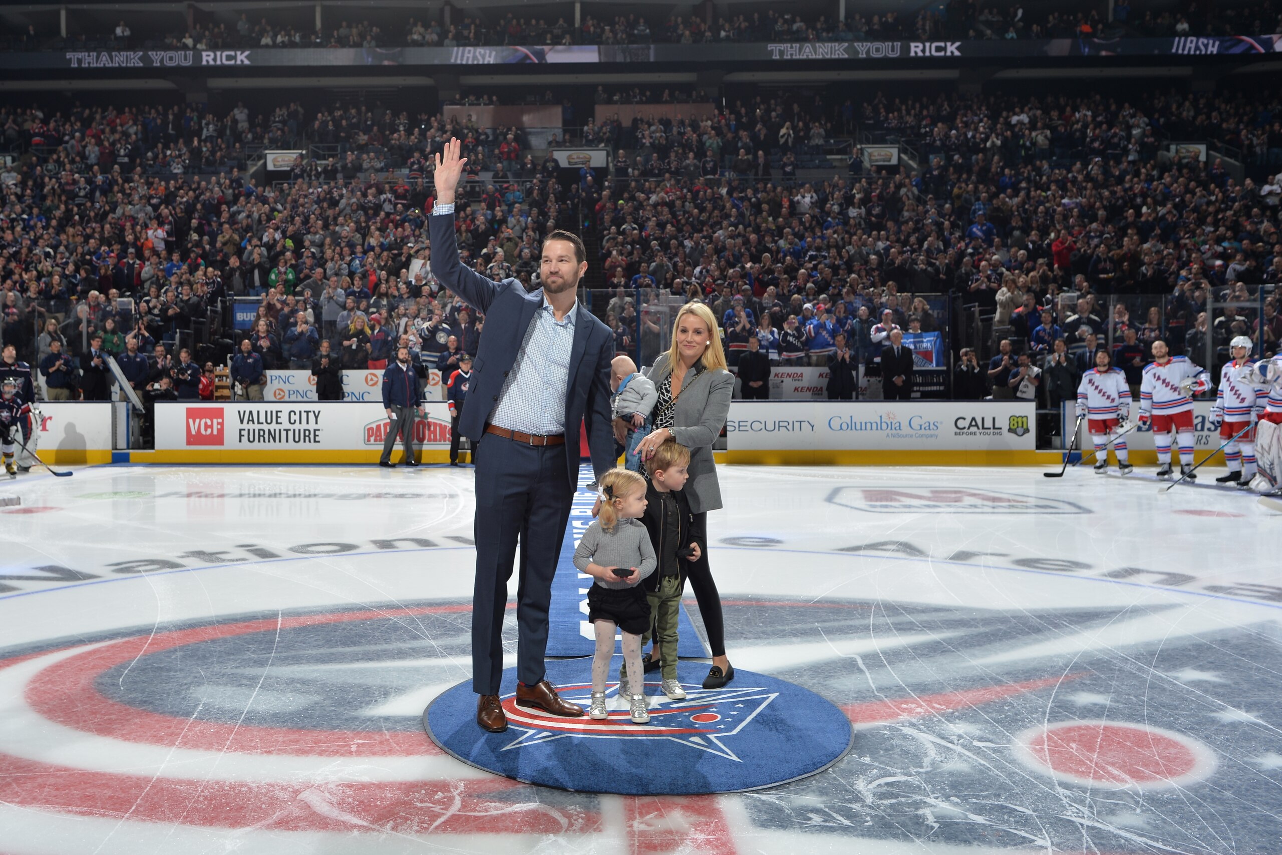 COLUMBUS, OH - JANUARY 13: Rick Nash waves to the fans after being recognized prior to the start of a game between the Columbus Blue Jackets and the New York Rangers on January 13, 2019 at Nationwide Arena in Columbus, Ohio.  (Photo by Jamie Sabau/NHLI via Getty Images) 