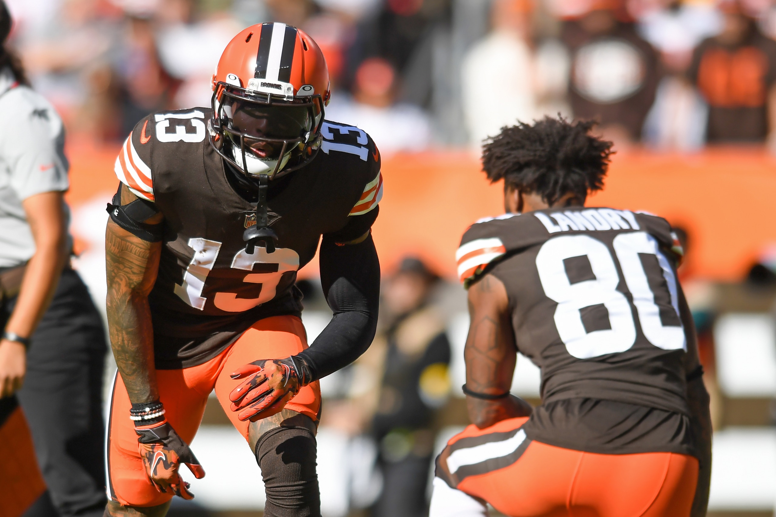 CLEVELAND, OH - OCTOBER 31: Odell Beckham Jr. #13 of the Cleveland Browns looks on during the first half against the Pittsburgh Steelers at FirstEnergy Stadium on October 31, 2021 in Cleveland, Ohio. (Photo by Nick Cammett/Diamond Images via Getty Images) CLEVELAND, OH - OCTOBER 31: Odell Beckham Jr. #13 of the Cleveland Browns looks on during the first half against the Pittsburgh Steelers at FirstEnergy Stadium on October 31, 2021 in Cleveland, Ohio. (Photo by Nick Cammett/Diamond Images via Getty Images)