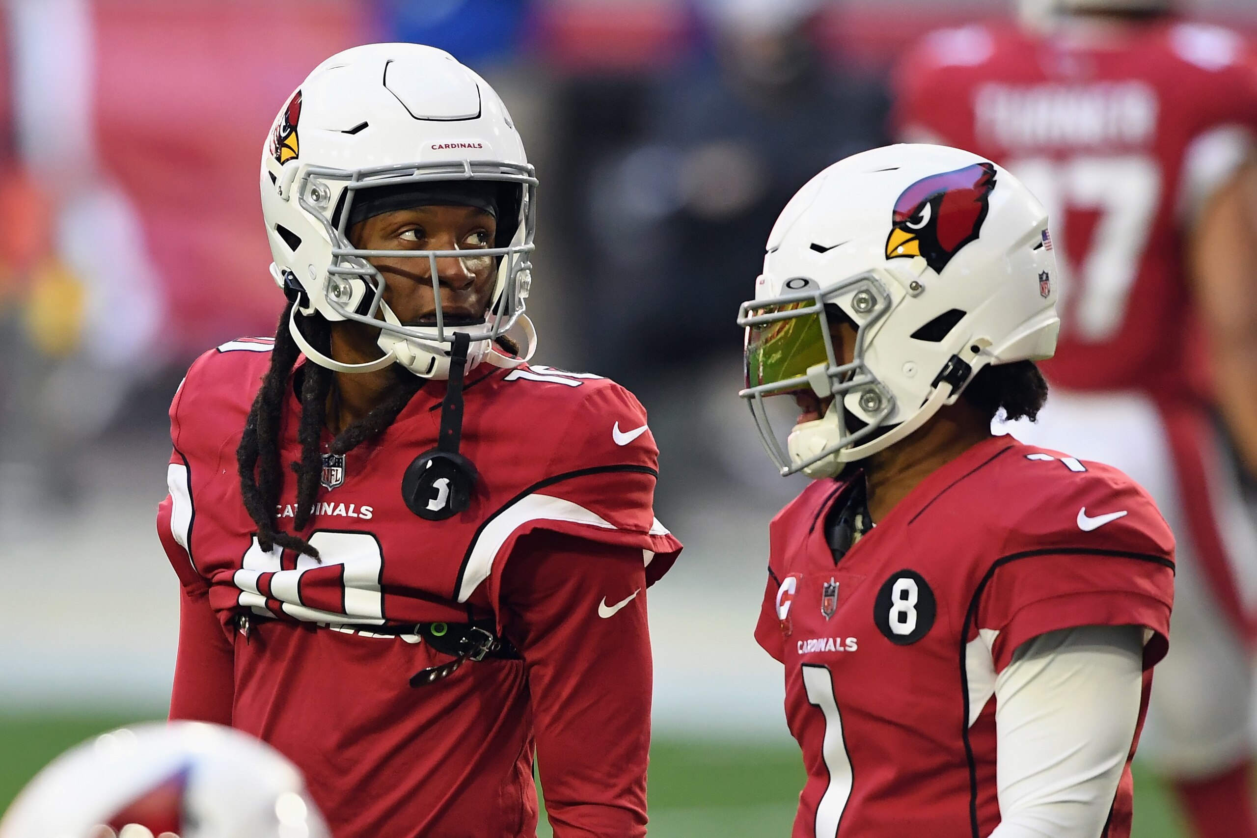 GLENDALE, ARIZONA - DECEMBER 20: DeAndre Hopkins #10 and Kyler Murray #1 of the Arizona Cardinals prepare for the game against the Philadelphia Eagles at State Farm Stadium on December 20, 2020 in Glendale, Arizona. (Photo by Norm Hall/Getty Images)