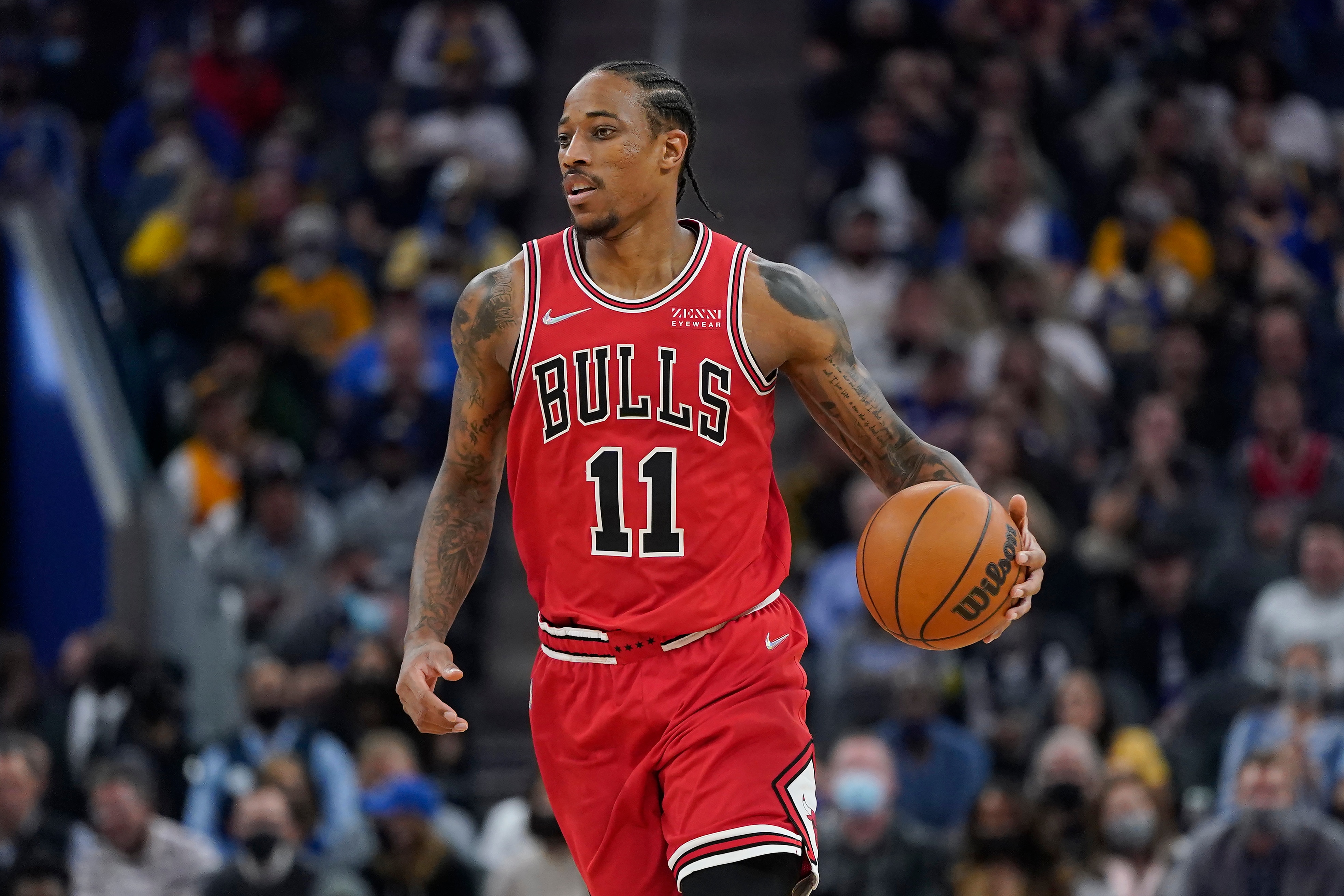Chicago Bulls forward DeMar DeRozan against the Golden State Warriors during an NBA basketball game in San Francisco, Friday, Nov. 12, 2021. (AP Photo/Jeff Chiu)
