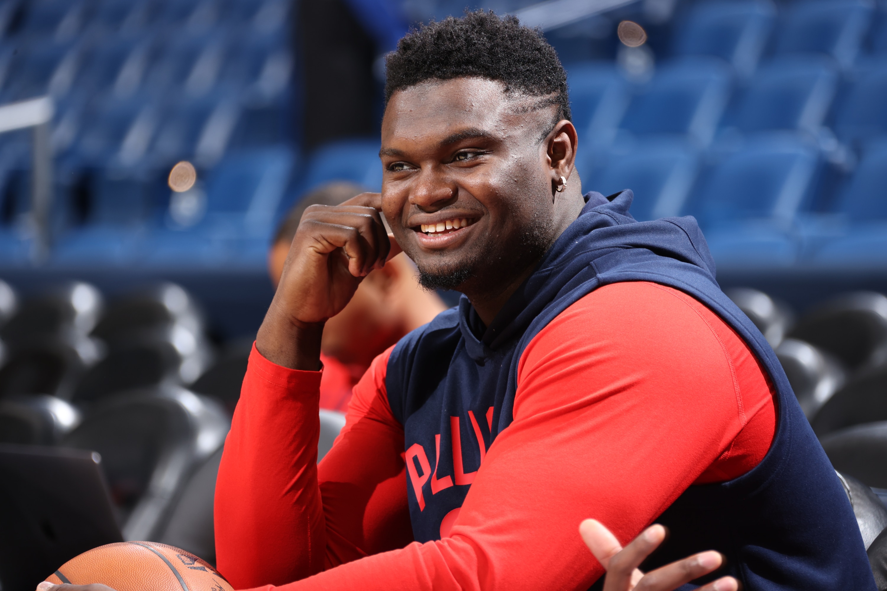 NEW ORLEANS, LA - NOVEMBER 13: Zion Williamson #1 of the New Orleans Pelicans prior to the game against the Memphis Grizzlies on November 13, 2021 at Smoothie King Center in New Orleans, Louisiana.  NOTE TO USER: User expressly acknowledges and agrees that, by downloading and or using this photograph, user is consenting to the terms and conditions of the Getty Images License Agreement. Mandatory Copyright Notice: Copyright 2021 NBAE (Photo by Ned Dishman/NBAE via Getty Images)