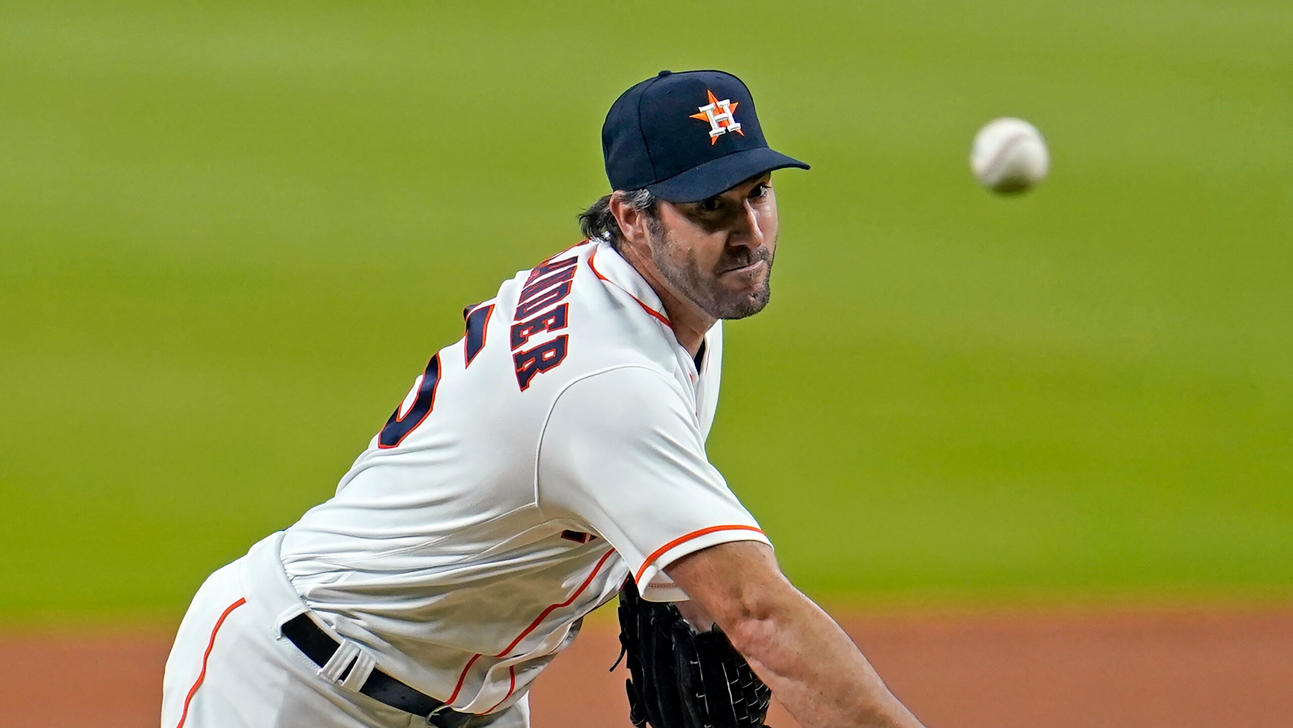 Houston Astros starting pitcher Justin Verlander throws during the first inning of a baseball game against the Seattle Mariners Friday, July 24, 2020, in Houston. (AP Photo/David J. Phillip) Houston Astros starting pitcher Justin Verlander throws during the first inning of a baseball game against the Seattle Mariners Friday, July 24, 2020, in Houston. (AP Photo/David J. Phillip)