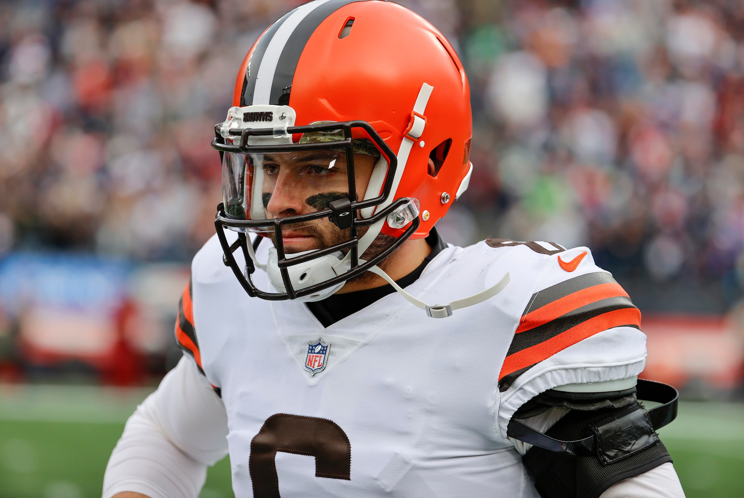 FOXBOROUGH, MA - NOVEMBER 14: Cleveland Browns quarterback Baker Mayfield (6) before a game between the New England Patriots and the Cleveland Browns on November 14, 2021, at Gillette Stadium in Foxborough, Massachusetts. (Photo by Fred Kfoury III/Icon Sportswire via Getty Images)