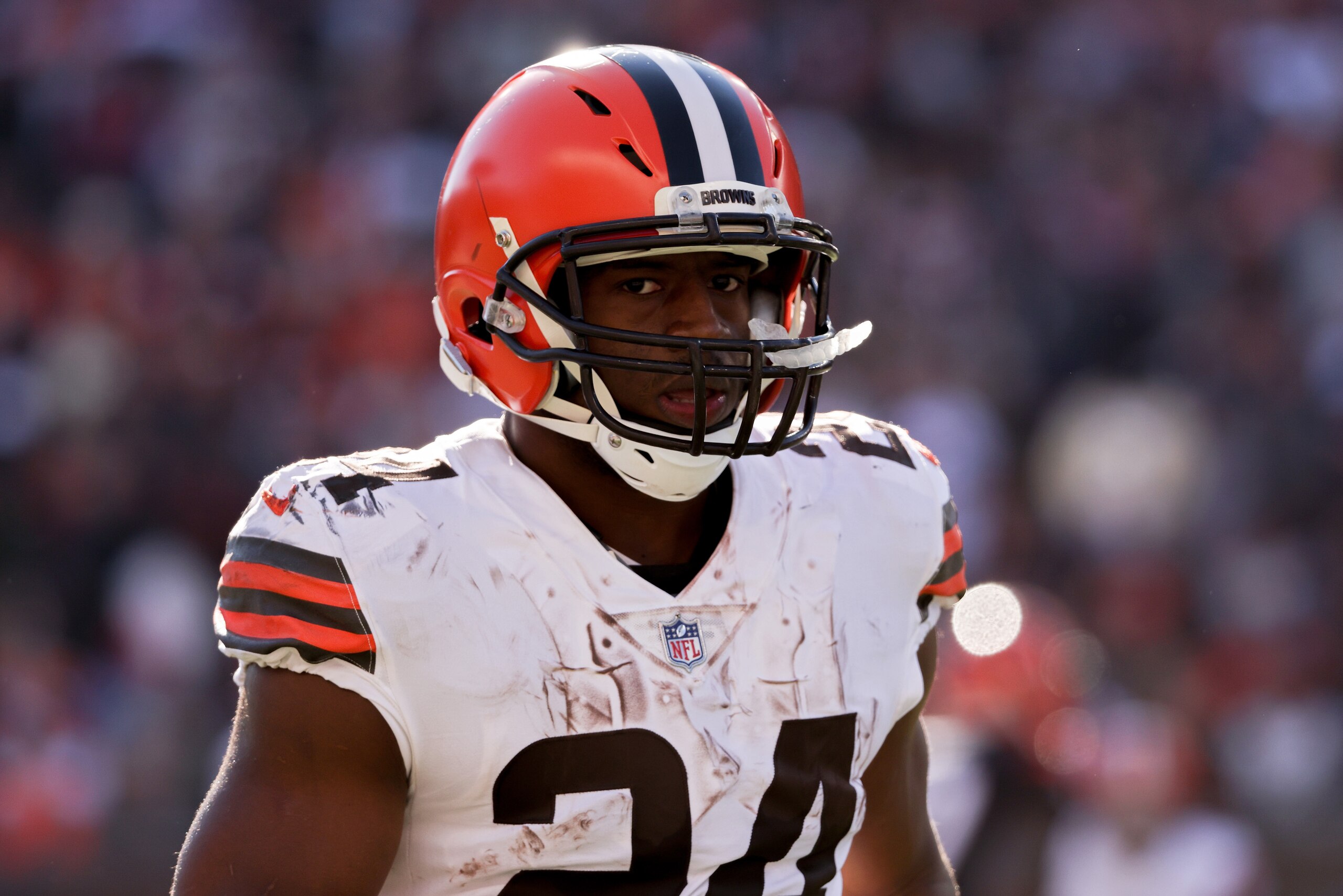 CINCINNATI, OHIO - NOVEMBER 07: Nick Chubb #24 of the Cleveland Browns looks on in the second quarter against the Cincinnati Bengals at Paul Brown Stadium on November 07, 2021 in Cincinnati, Ohio. (Photo by Dylan Buell/Getty Images)