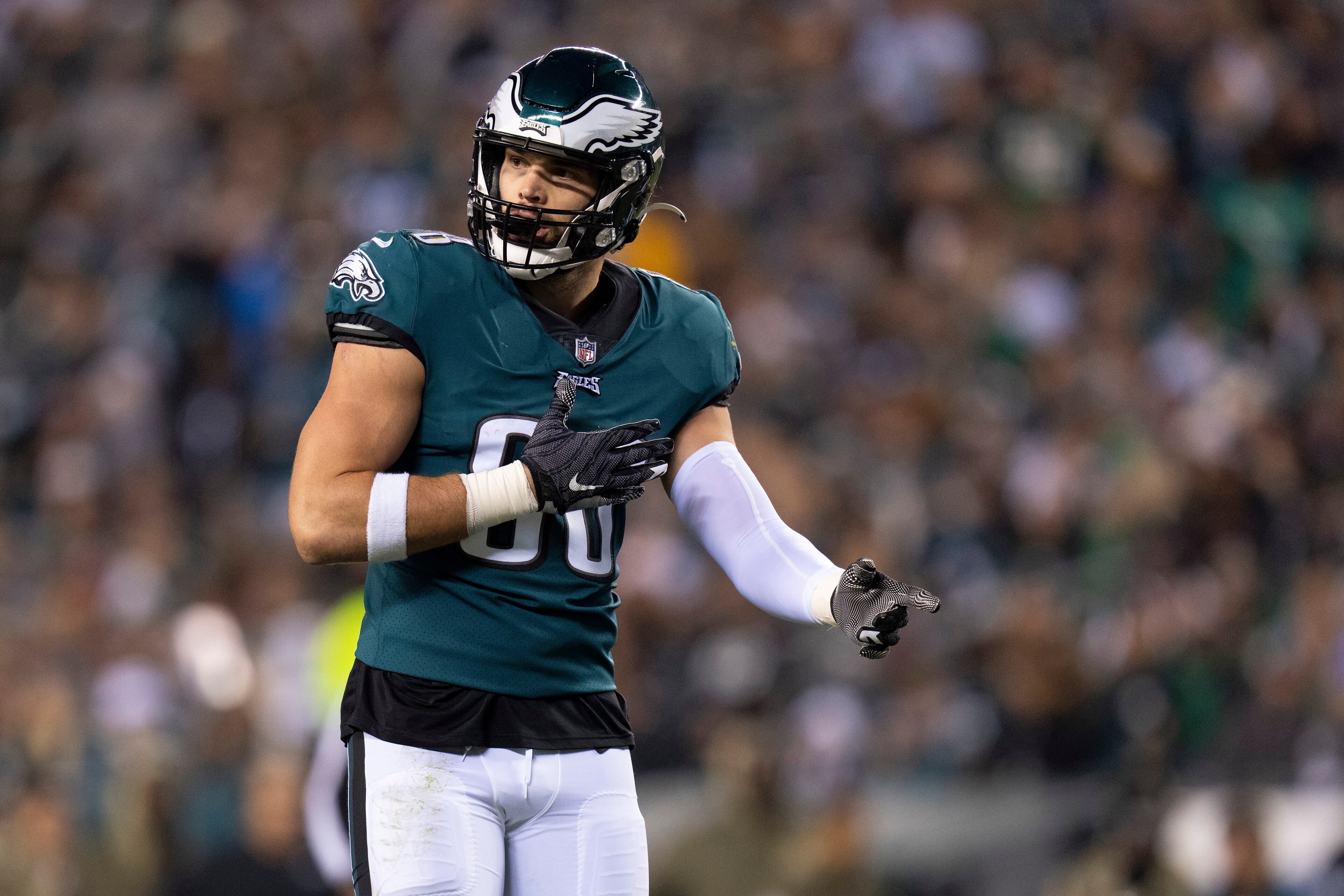 PHILADELPHIA, PA - NOVEMBER 07: Dallas Goedert #88 of the Philadelphia Eagles looks on against the Los Angeles Chargers at Lincoln Financial Field on November 7, 2021 in Philadelphia, Pennsylvania. (Photo by Mitchell Leff/Getty Images) PHILADELPHIA, PA - NOVEMBER 07: Dallas Goedert #88 of the Philadelphia Eagles looks on against the Los Angeles Chargers at Lincoln Financial Field on November 7, 2021 in Philadelphia, Pennsylvania. (Photo by Mitchell Leff/Getty Images)