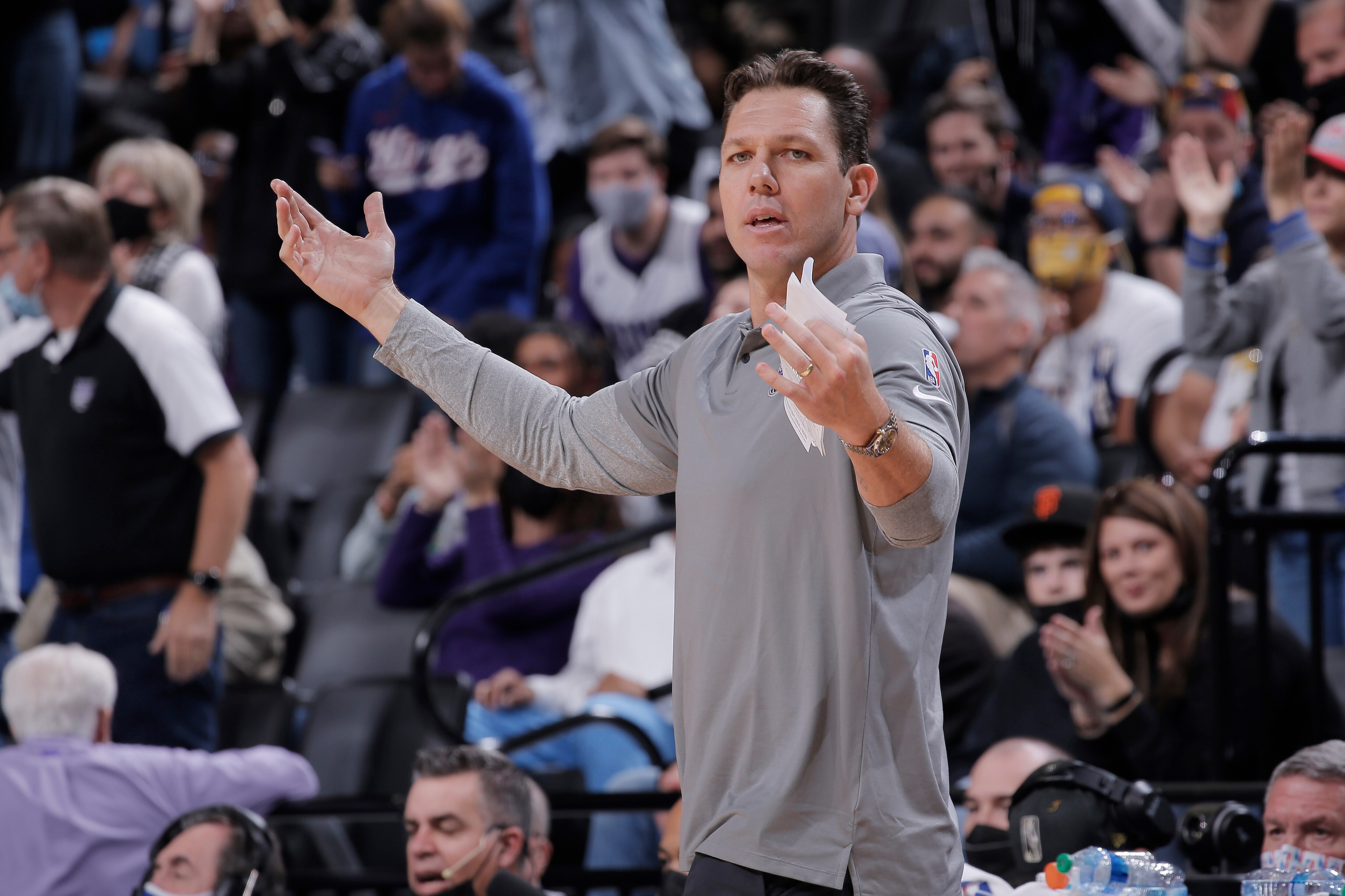 SACRAMENTO, CA - NOVEMBER 7: Head coach Luke Walton of the Sacramento Kings reacts during the game against the Indiana Pacers on November 7, 2021 at Golden 1 Center in Sacramento, California. NOTE TO USER: User expressly acknowledges and agrees that, by downloading and or using this photograph, User is consenting to the terms and conditions of the Getty Images Agreement. Mandatory Copyright Notice: Copyright 2021 NBAE (Photo by Rocky Widner/NBAE via Getty Images)