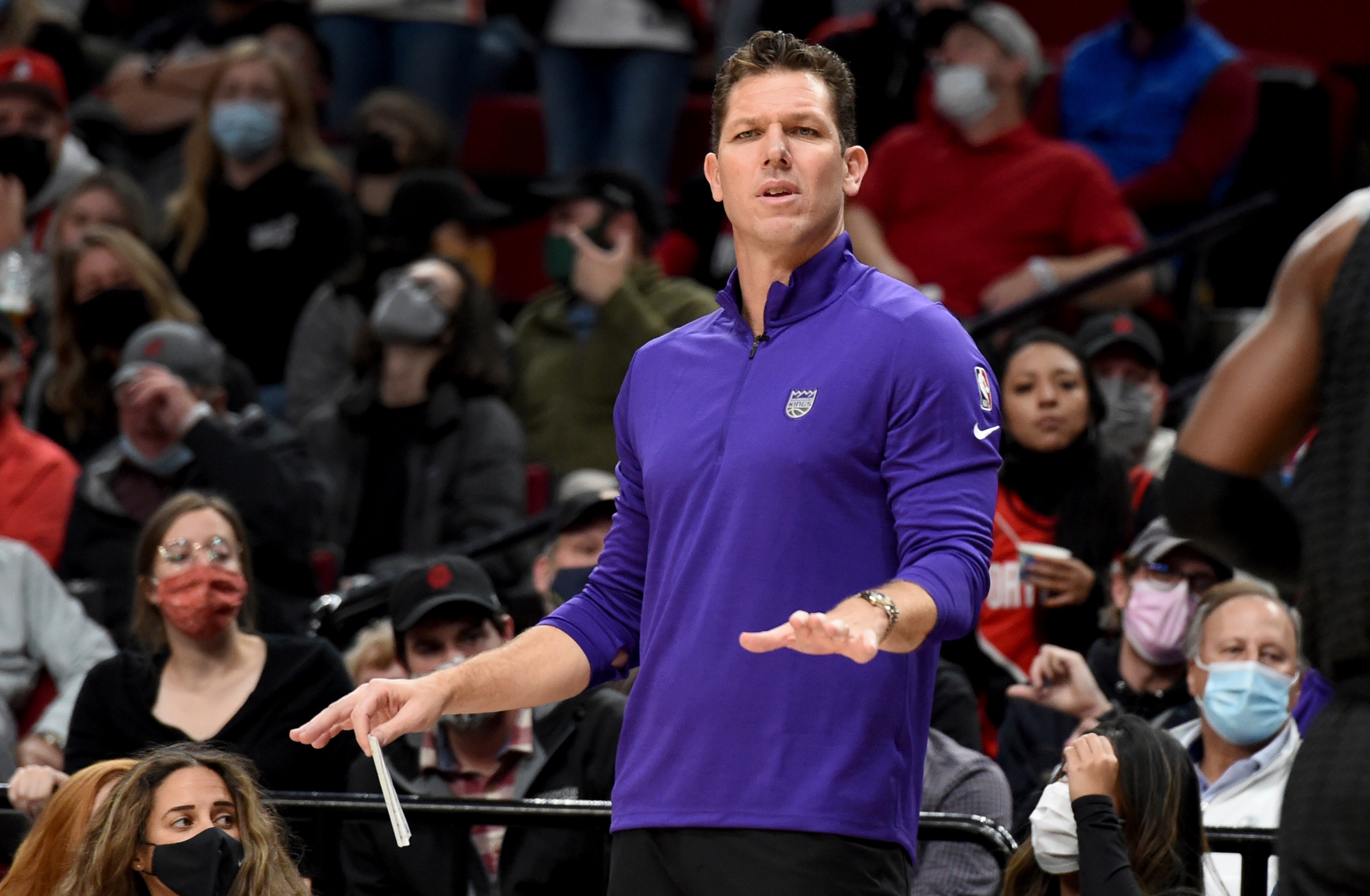 Sacramento Kings coach Luke Walton gestures to the team during the second half of an NBA basketball game against the Portland Trail Blazers in Portland, Ore., Wednesday, Oct. 20, 2021. (AP Photo/Steve Dykes)