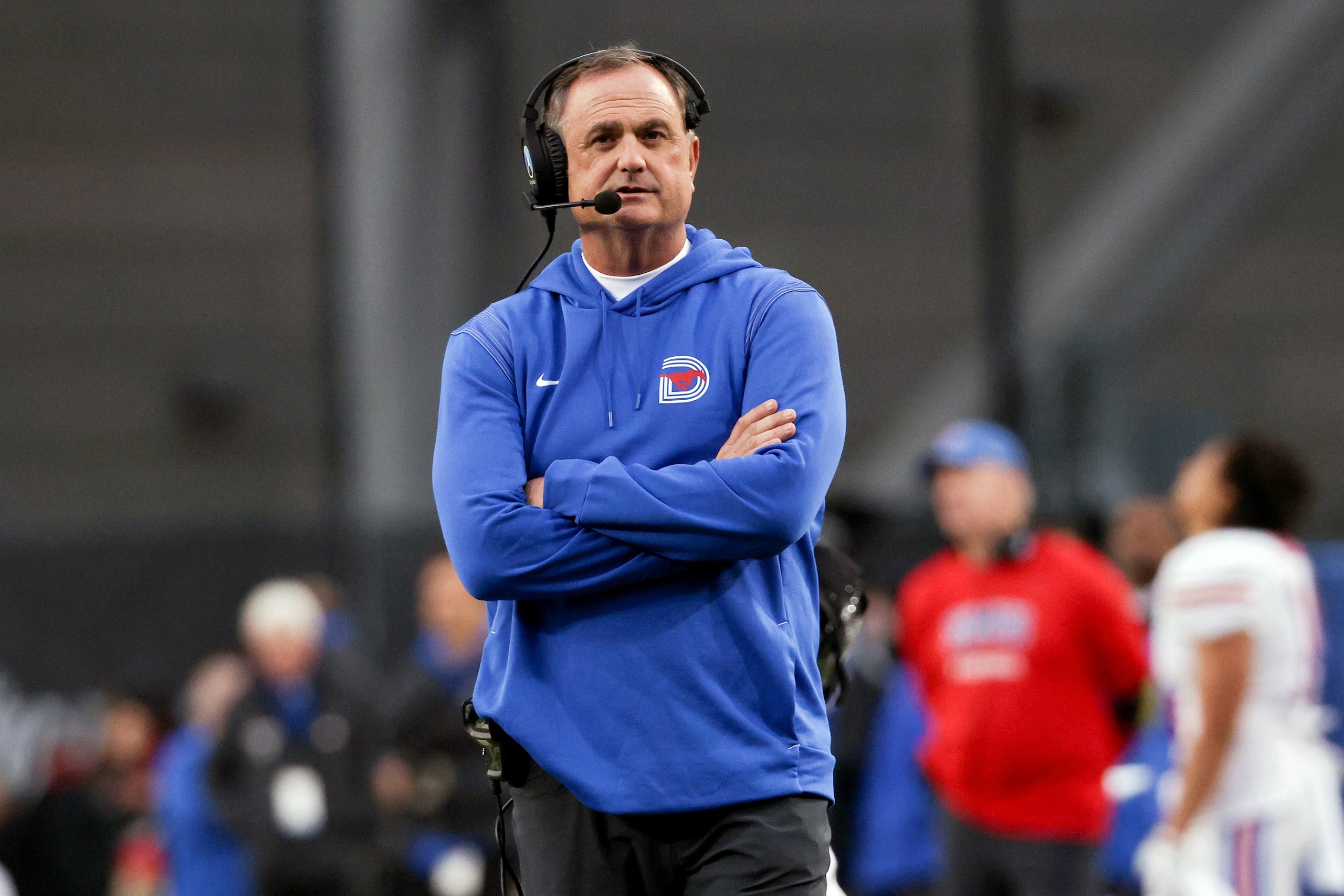 CINCINNATI, OHIO - NOVEMBER 20: Head coach Sonny Dykes of the SMU Mustangs looks on in the second quarter against the Cincinnati Bearcats at Nippert Stadium on November 20, 2021 in Cincinnati, Ohio. (Photo by Dylan Buell/Getty Images)