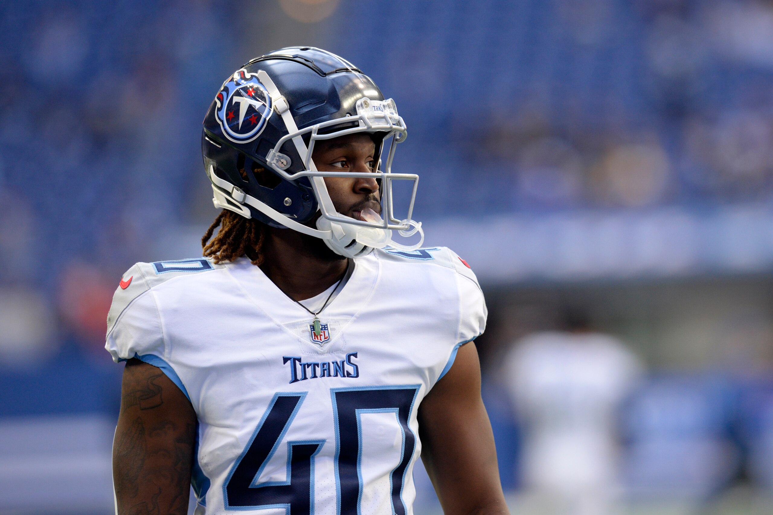 INDIANAPOLIS, IN - OCTOBER 31: Tennessee Titans Running Back Dontrell Hilliard (40) warms up before the start of the NFL football game between the Tennessee Titans and the Indianapolis Colts on October 31, 2021, at Lucas Oil Stadium in Indianapolis, Indiana. (Photo by Michael Allio/Icon Sportswire via Getty Images)