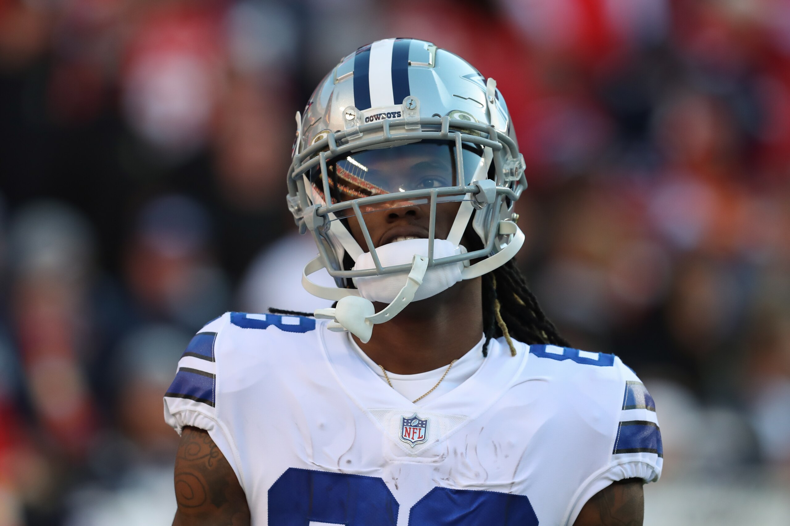 KANSAS CITY, MO - NOVEMBER 21: Dallas Cowboys wide receiver CeeDee Lamb (88) before an NFL football game between the Dallas Cowboys and Kansas City Chiefs on Nov 21, 2021 at GEHA Field at Arrowhead Stadium in Kansas City, MO. (Photo by Scott Winters/Icon Sportswire via Getty Images) KANSAS CITY, MO - NOVEMBER 21: Dallas Cowboys wide receiver CeeDee Lamb (88) before an NFL football game between the Dallas Cowboys and Kansas City Chiefs on Nov 21, 2021 at GEHA Field at Arrowhead Stadium in Kansas City, MO. (Photo by Scott Winters/Icon Sportswire via Getty Images)