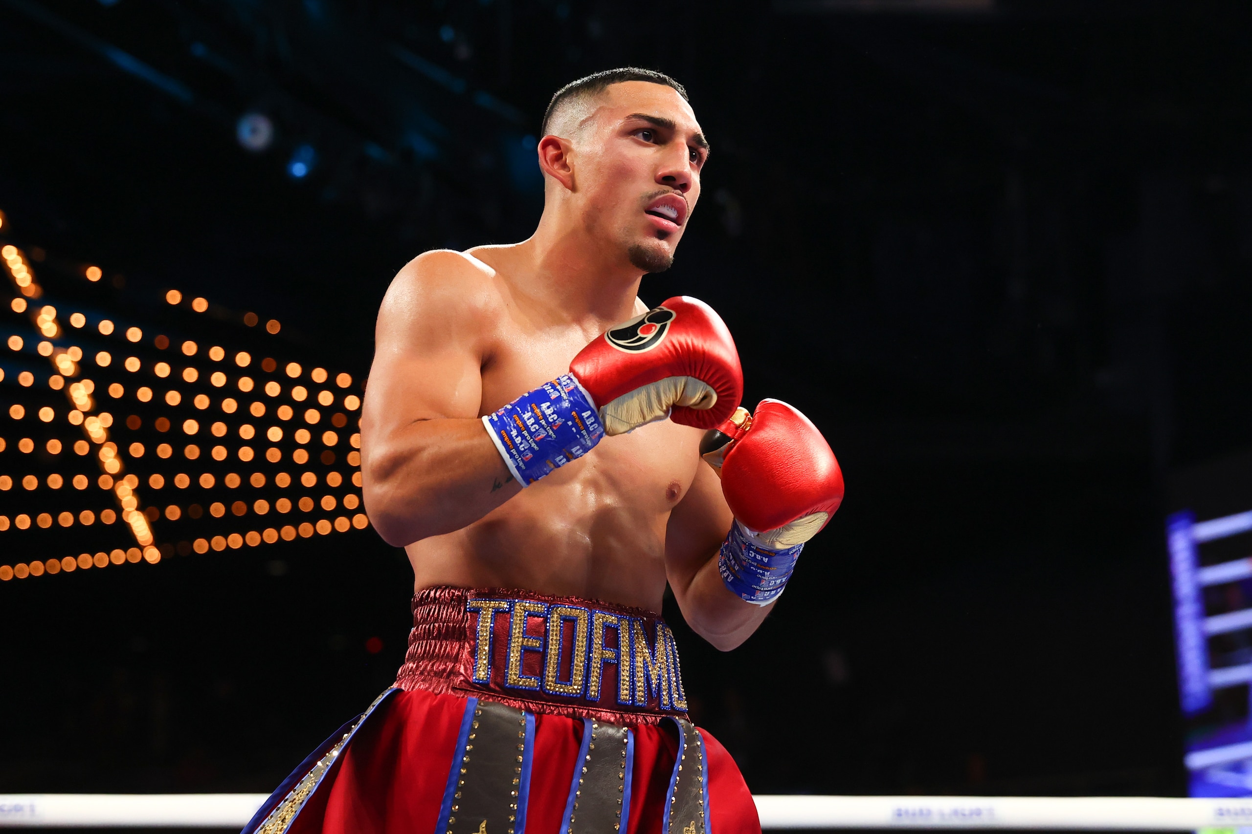 NEW YORK, NY - NOVEMBER 27:  Teofimo Lopez during his fight with George Kambosos Jr. for the Undisputed Lightweight title at The Hulu Theater at Madison Square Garden on November 27, 2021 in New York, New York (Photo by Rich Graessle/Icon Sportswire via Getty Images)