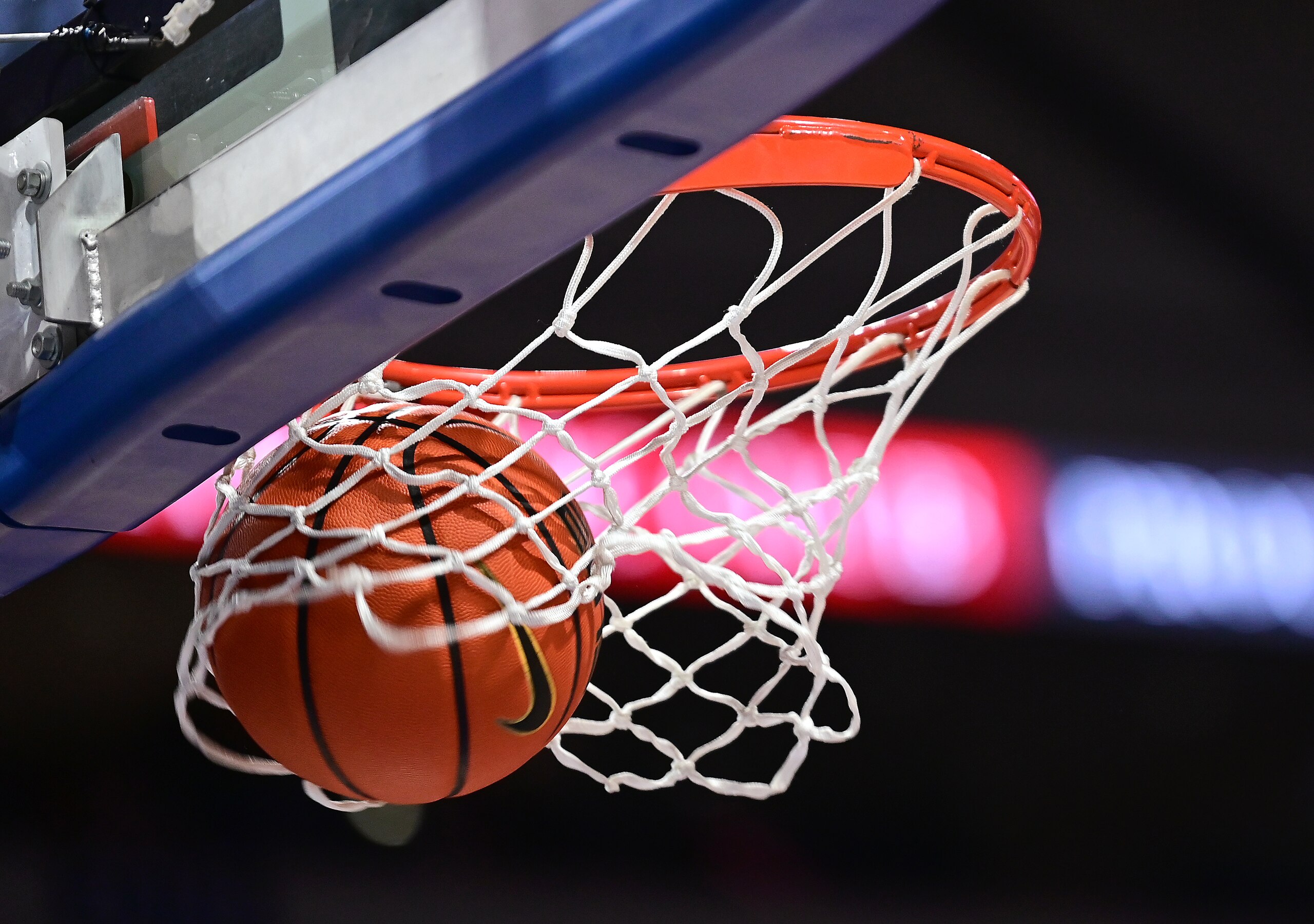 ST. LOUIS, MO - DECEMBER 04: A ball goes through the hoop during a college basketball game between the University of Alabama Birmingham Blazers and the Saint Louis University Billikens on December 04, 2021, at Enterprise Center, St. Louis, MO.  (Photo by Keith Gillett/Icon Sportswire via Getty Images),